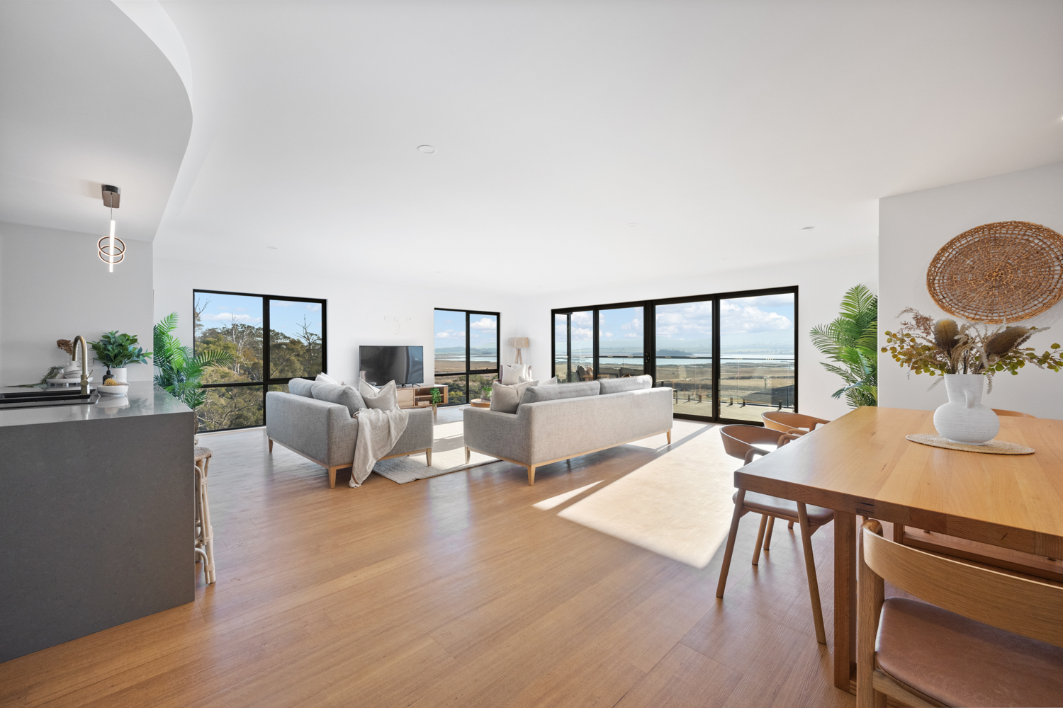 21 Tamar Island Court, Riverside