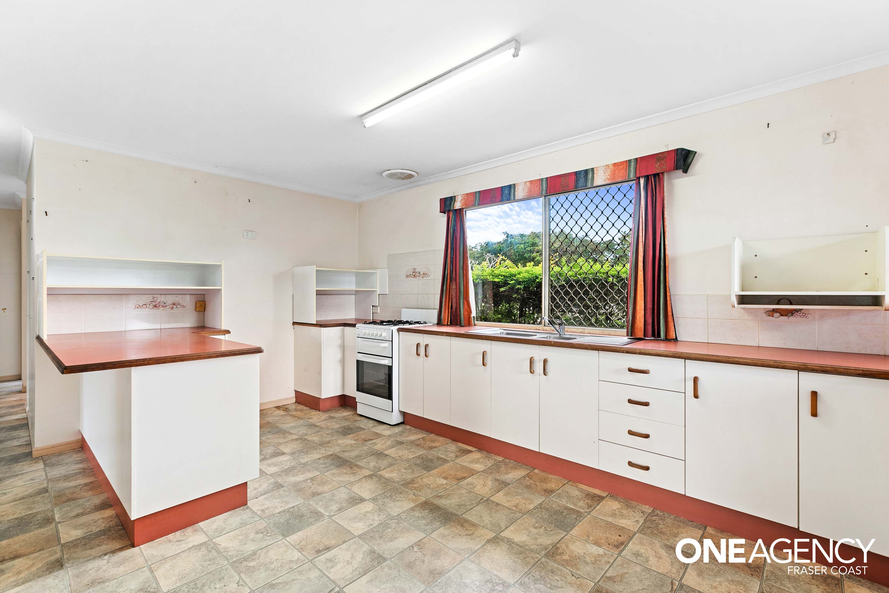 6 Paul Drive, Point Vernon