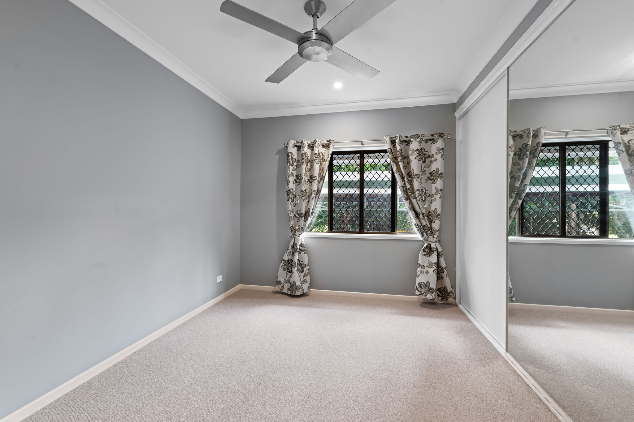 32 Cook Street, Atherton
