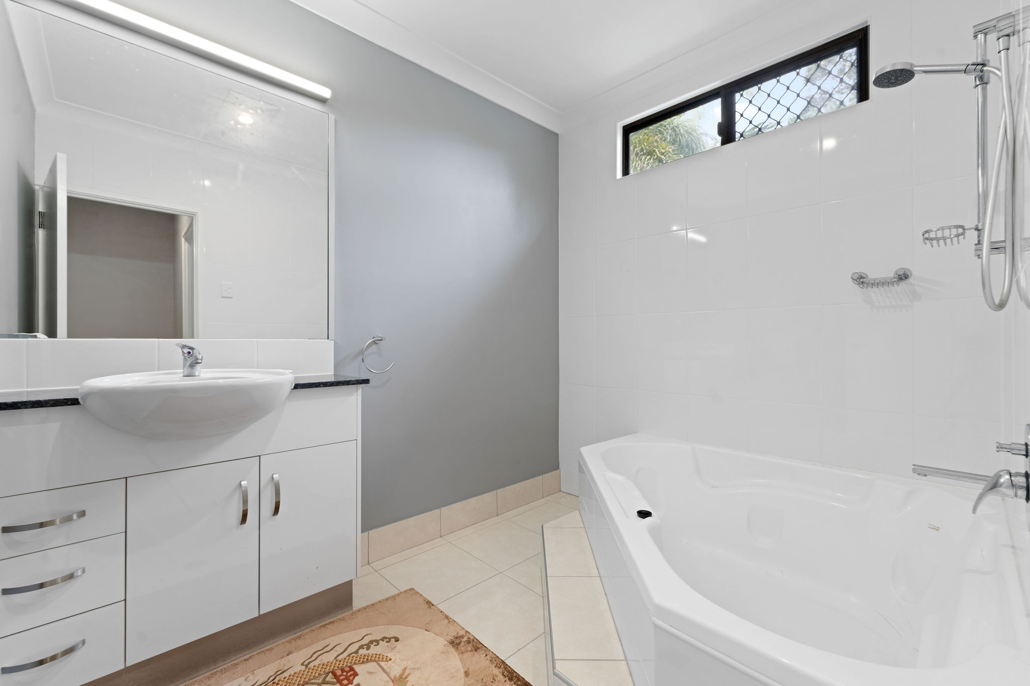 32 Cook Street, Atherton