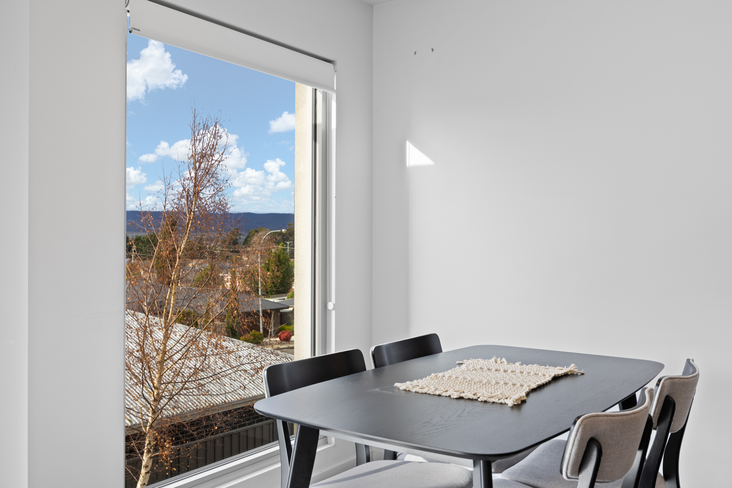 2 / 3 Greenway Close, Riverside