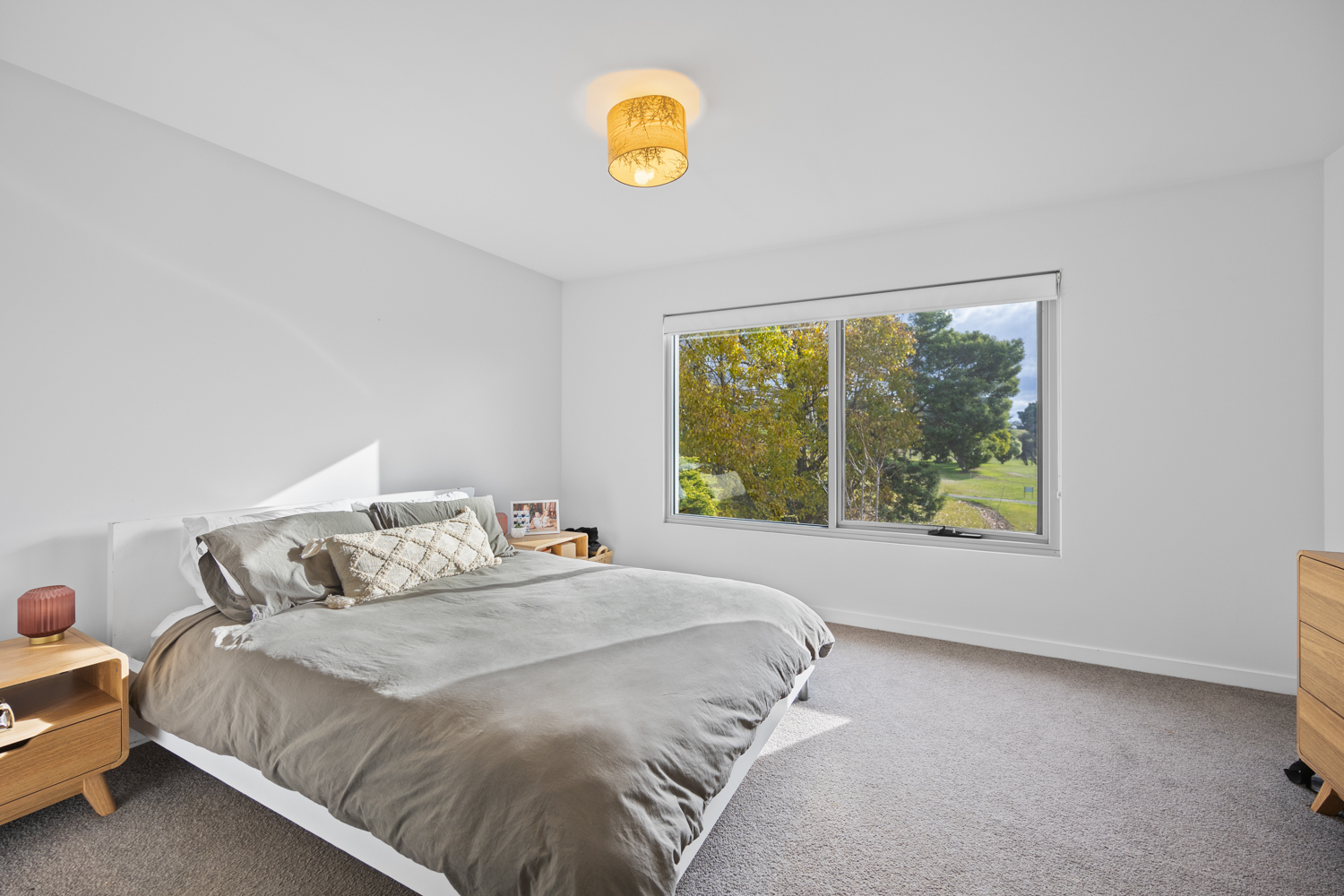 2 / 3 Greenway Close, Riverside