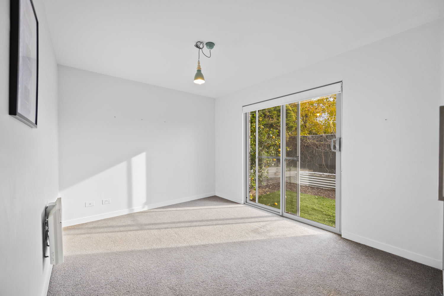 2 / 3 Greenway Close, Riverside