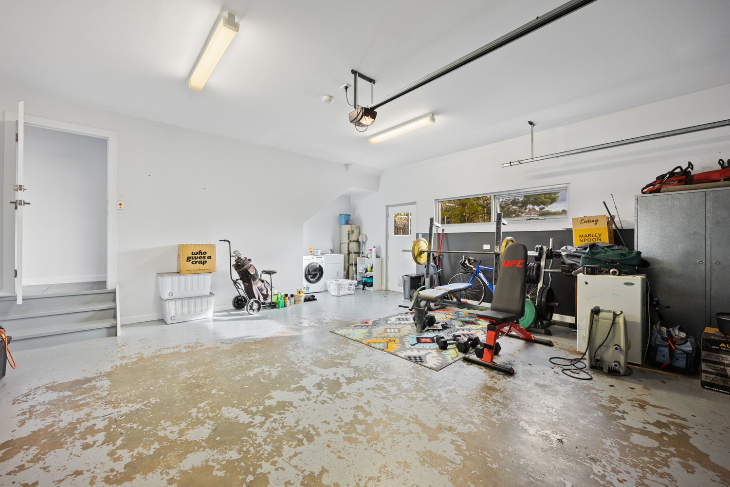 2 / 3 Greenway Close, Riverside