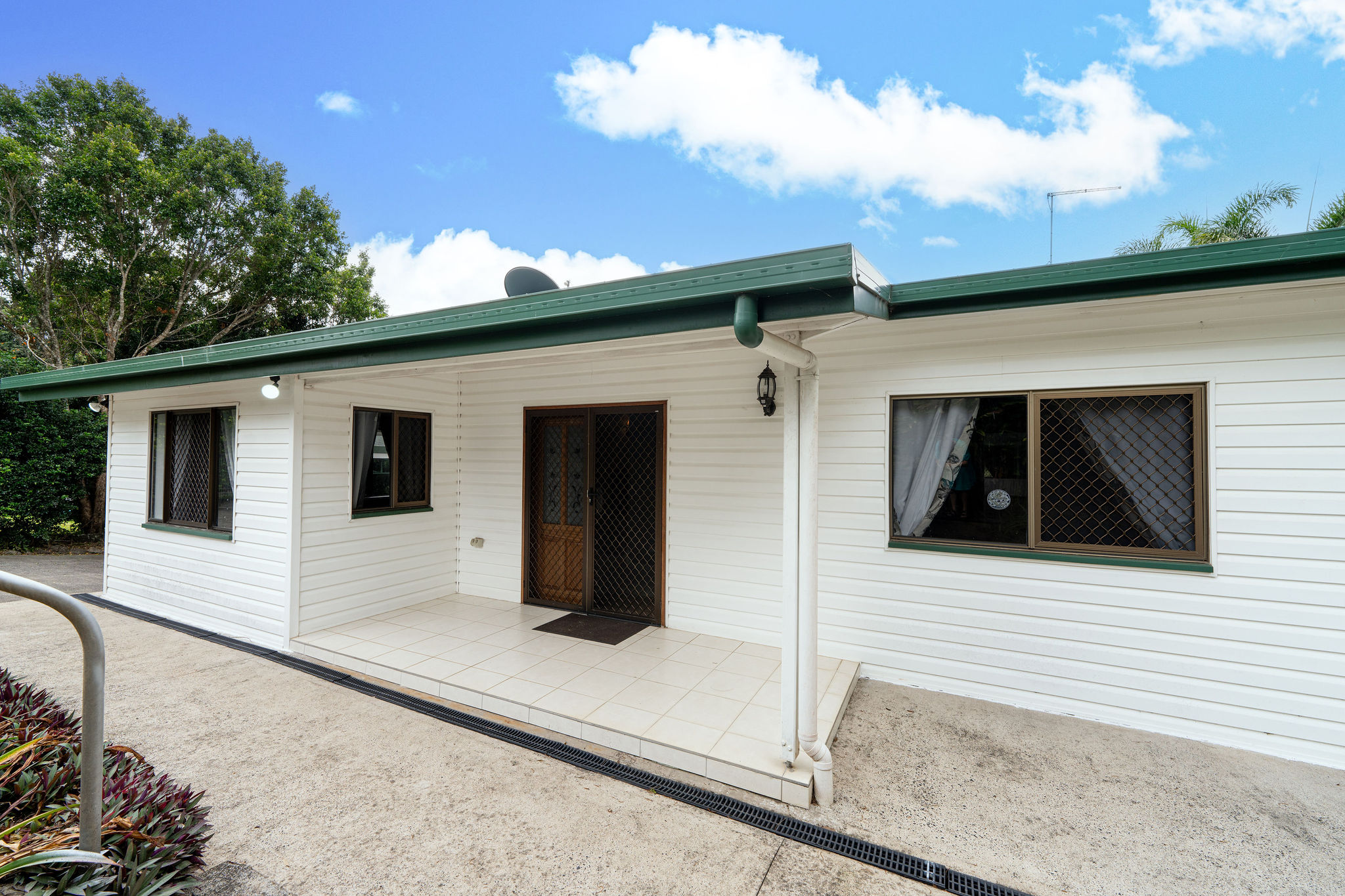 32 Cook Street, Atherton