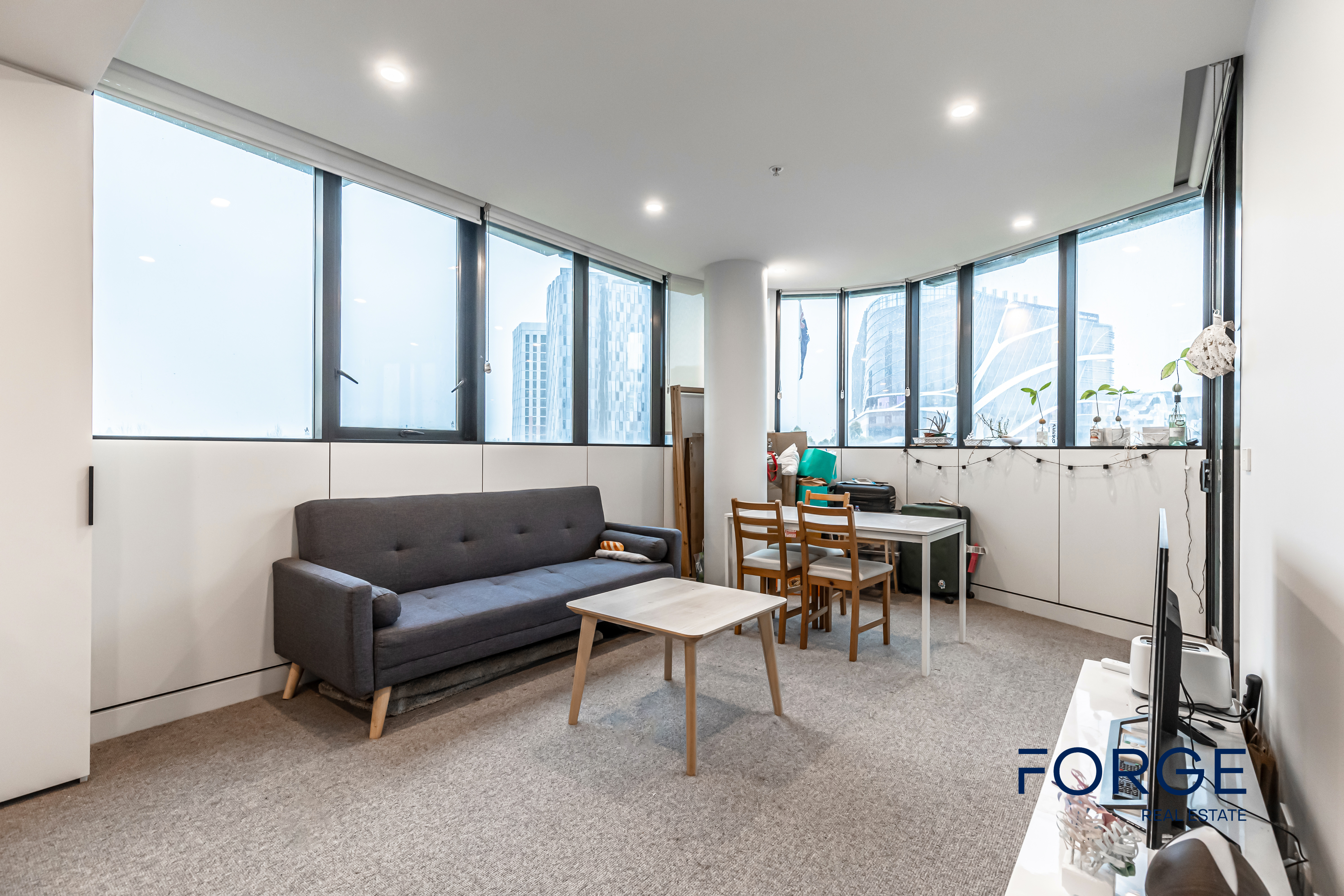 405 / 151 Berkeley Street, MELBOURNE