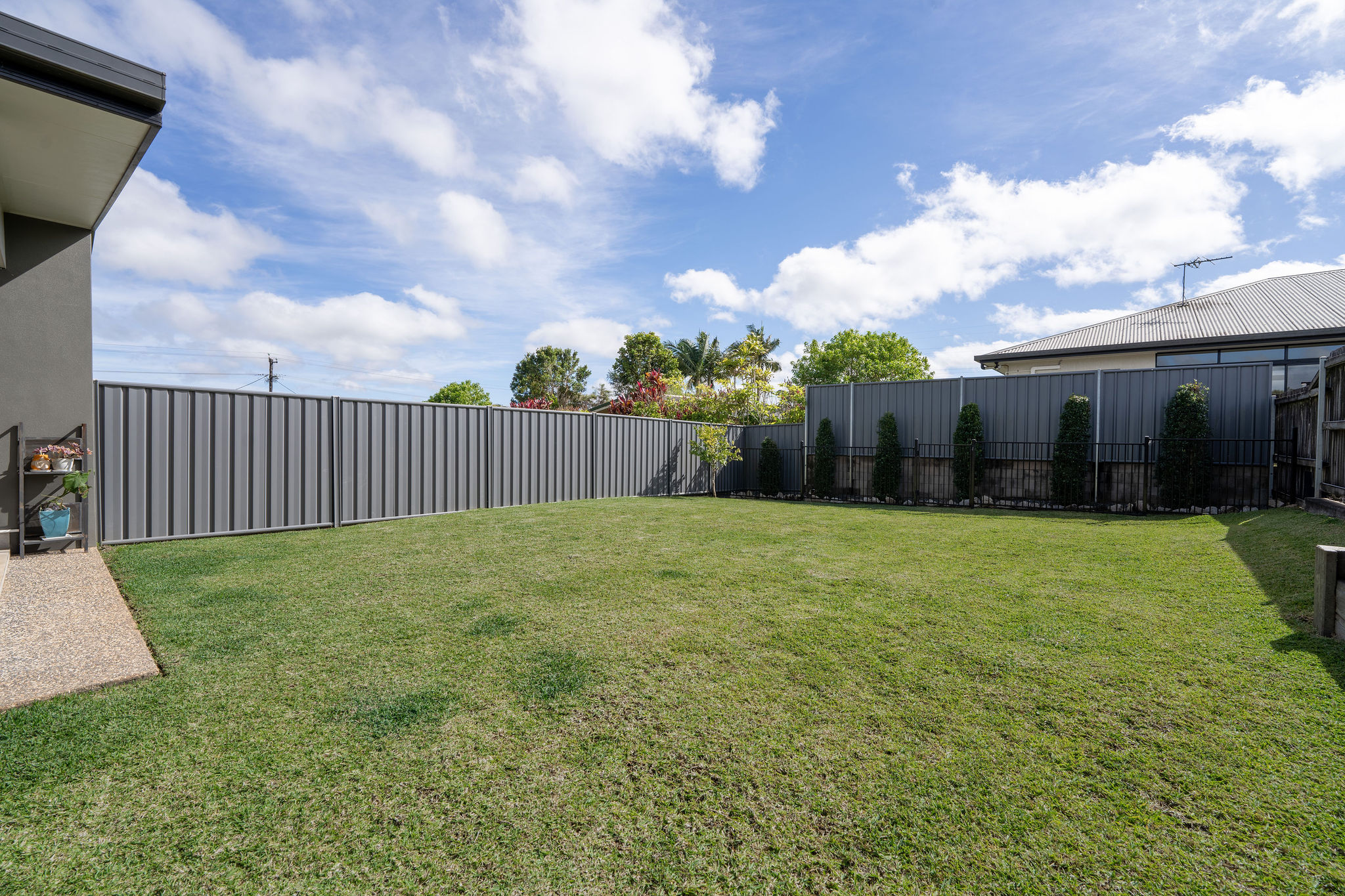 2 / 6 Waller Street, Atherton