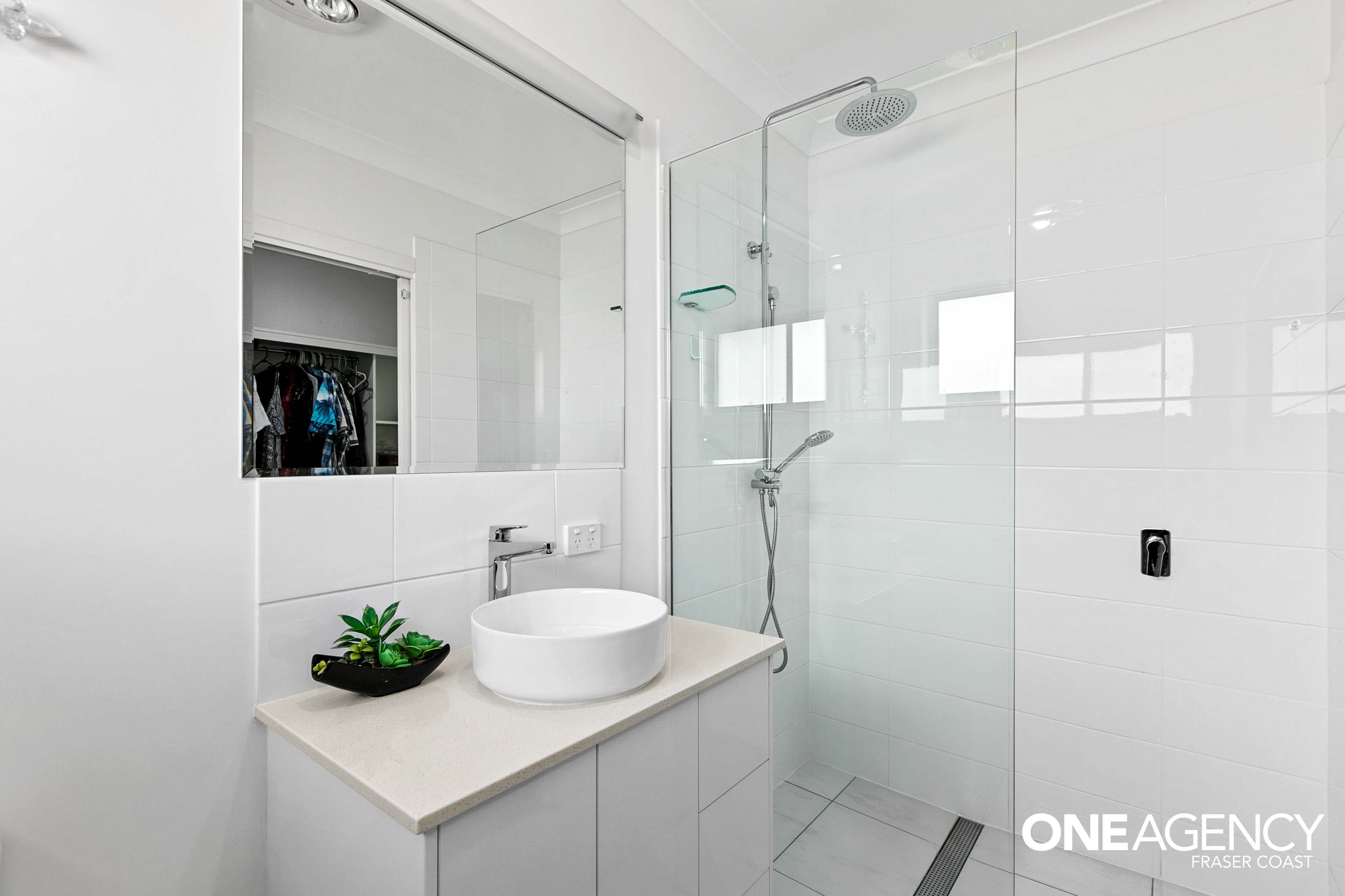 1 Jordan Close, Urangan