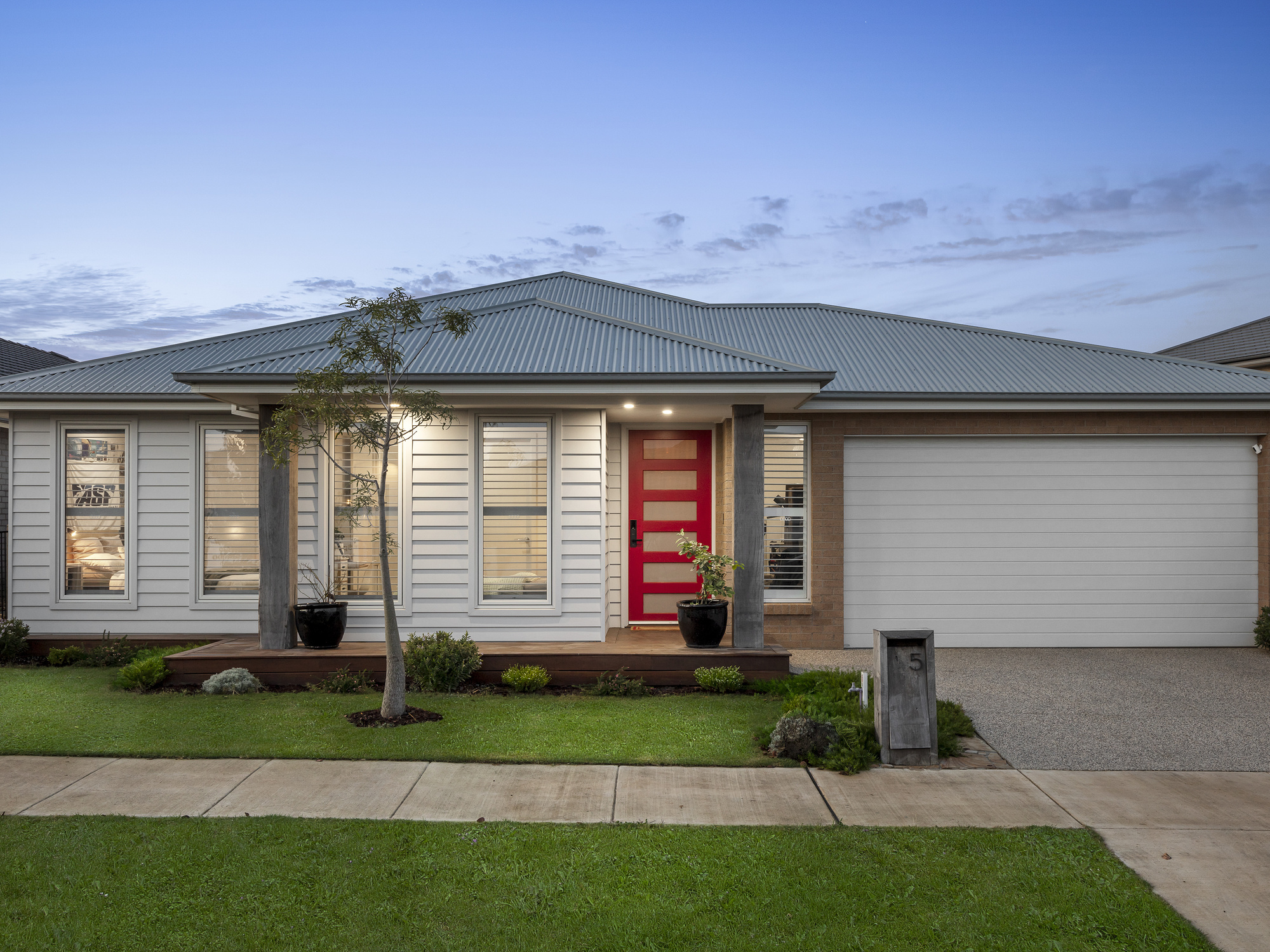 Listing image for 5 Botany Circuit, MOUNT DUNEED  VIC  3217