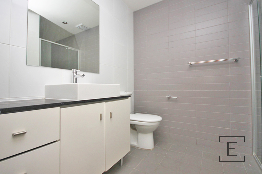 309 / 3  Stromboli Strait , Wentworth Point