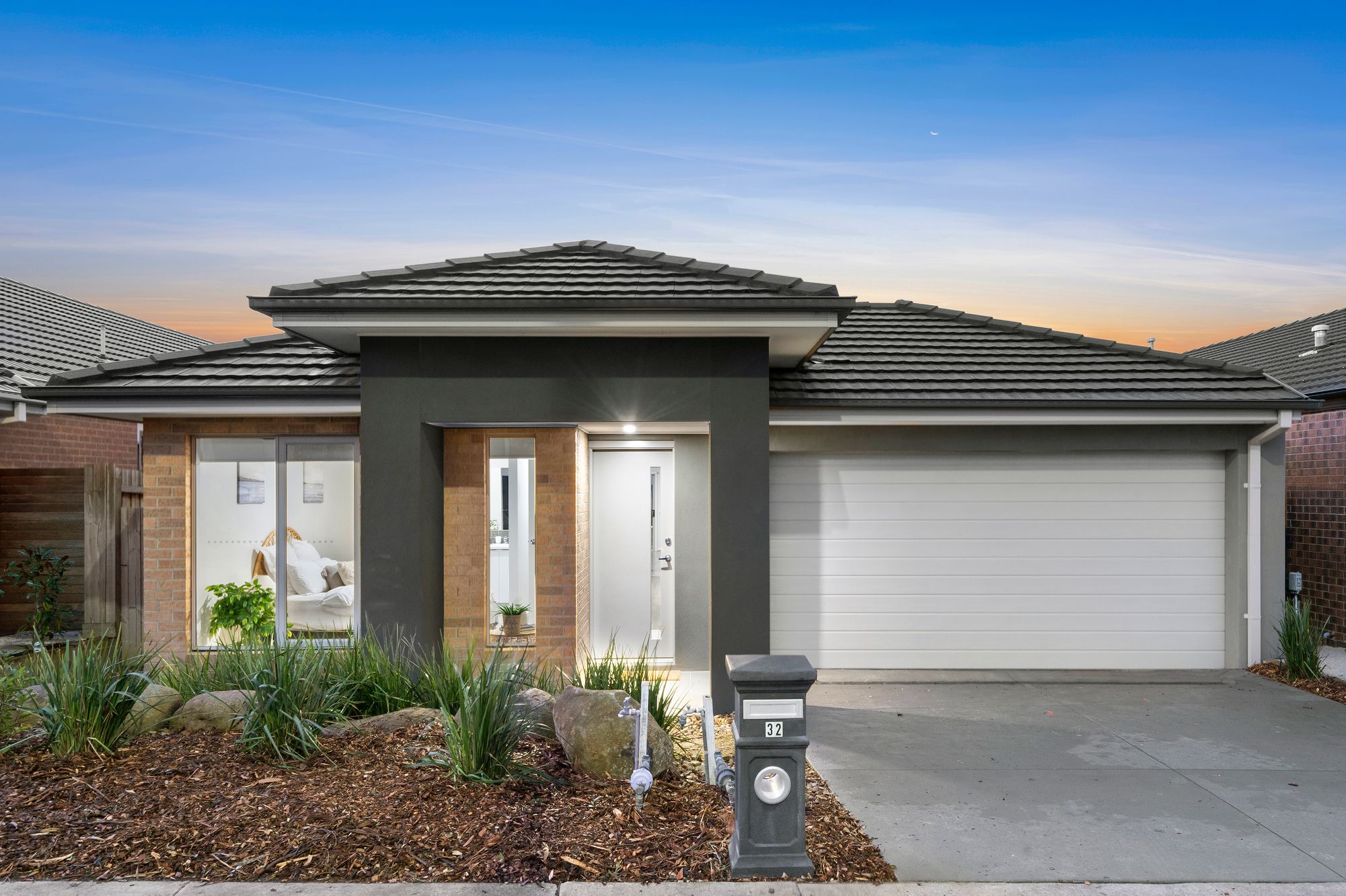 Listing image for 32 Mccubbin Drive, MOUNT DUNEED  VIC  3217