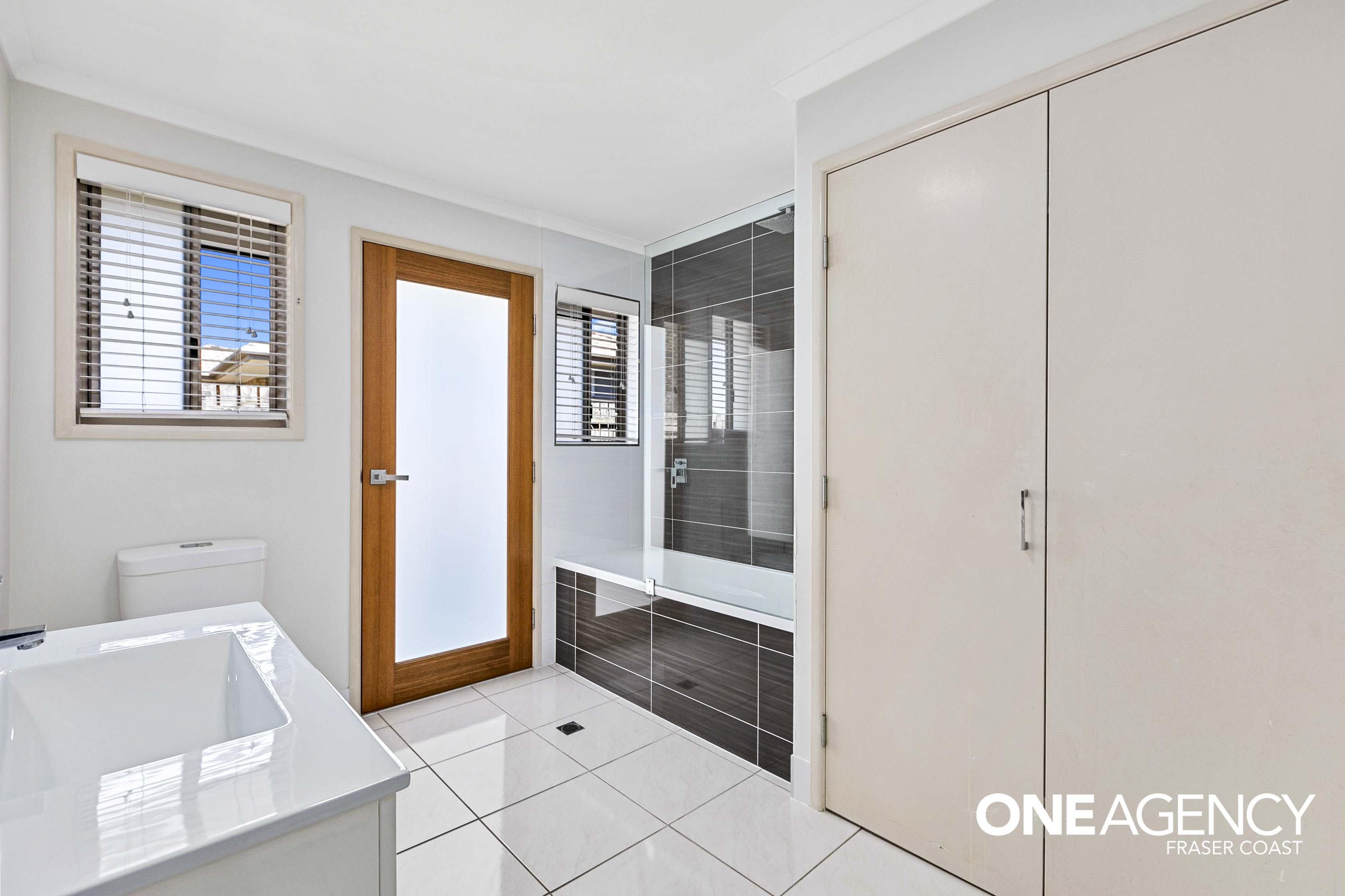 9 Karina Court, Urangan