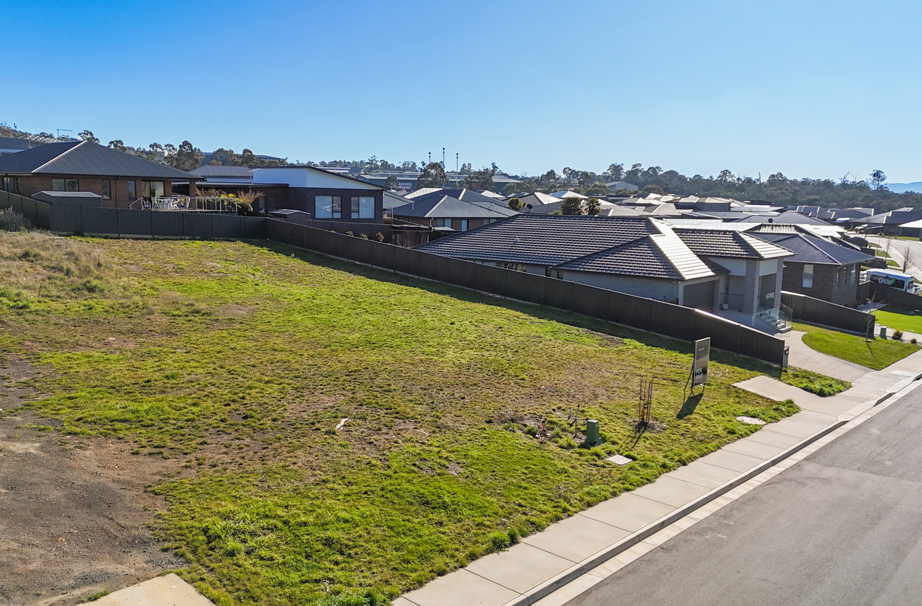 24 Parkfield Drive, Youngtown