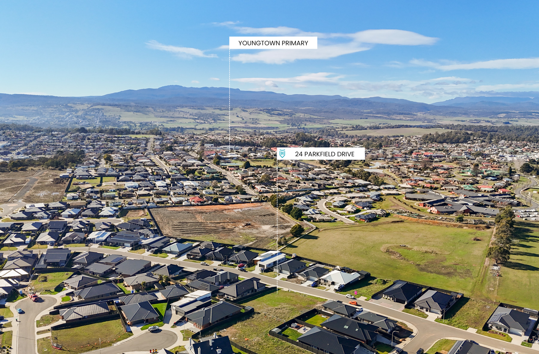 24 Parkfield Drive, Youngtown