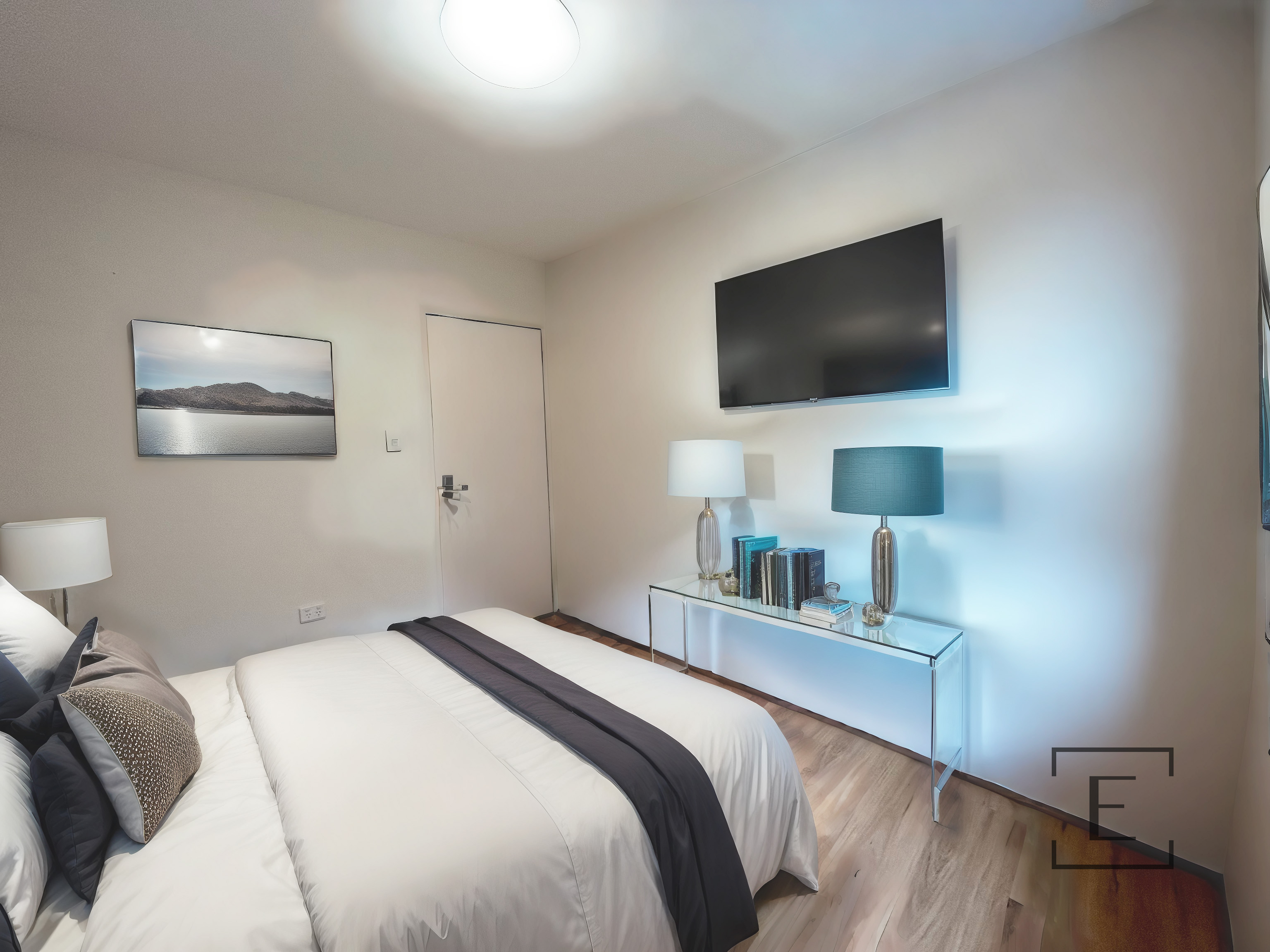 5 / 2 MacIntosh Street, Mascot