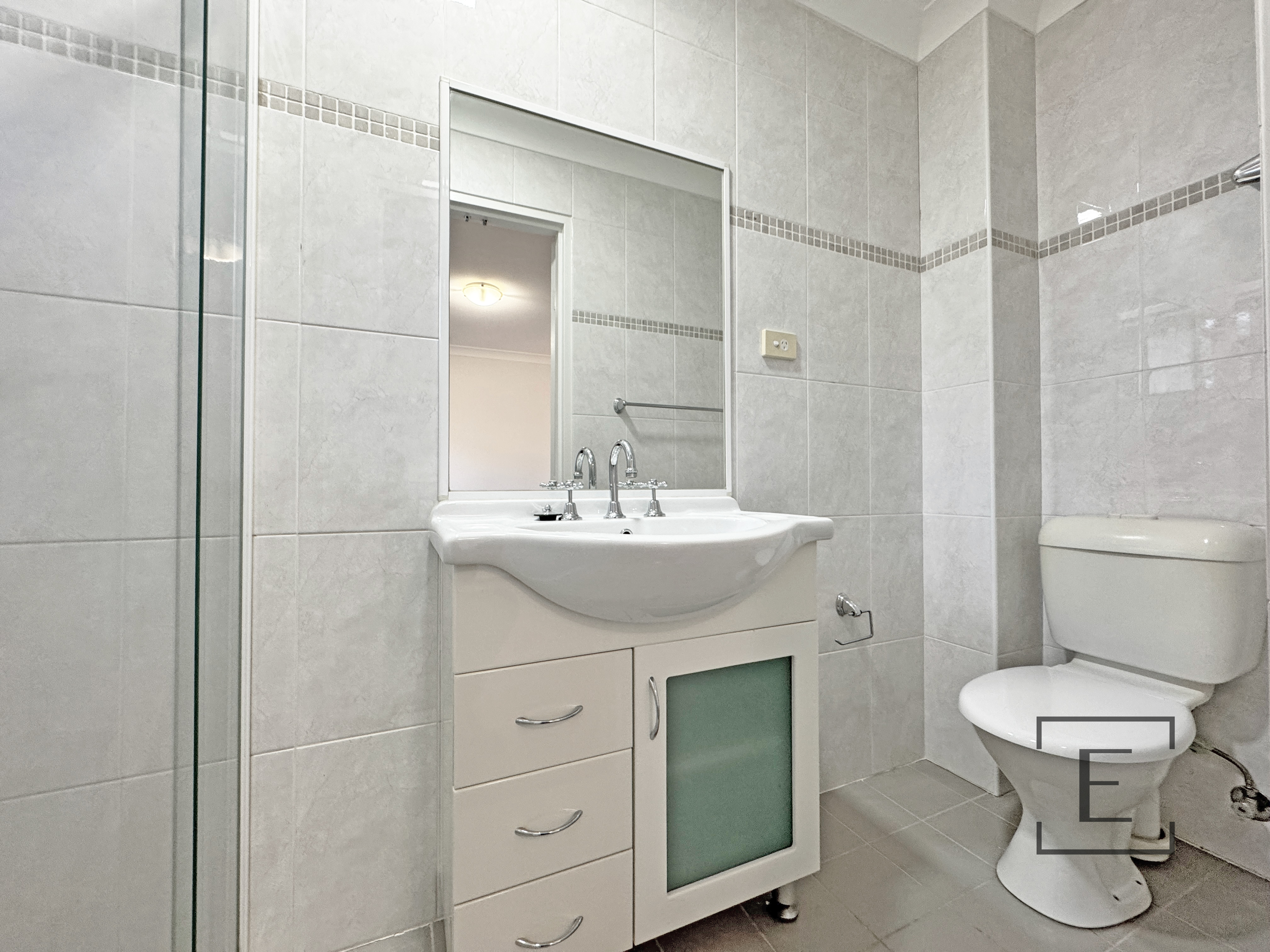 44 / 50 Henley Road, Homebush West