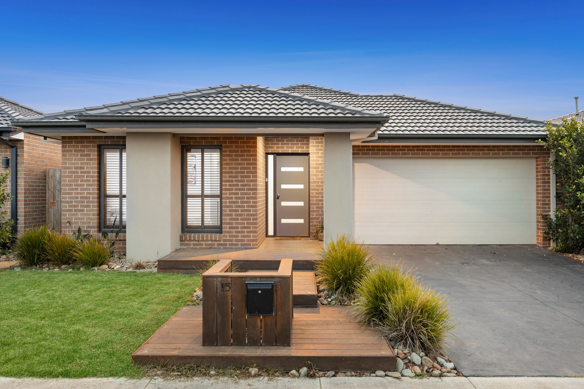Listing image for 15 Fletcher Drive, ARMSTRONG CREEK  VIC  3217