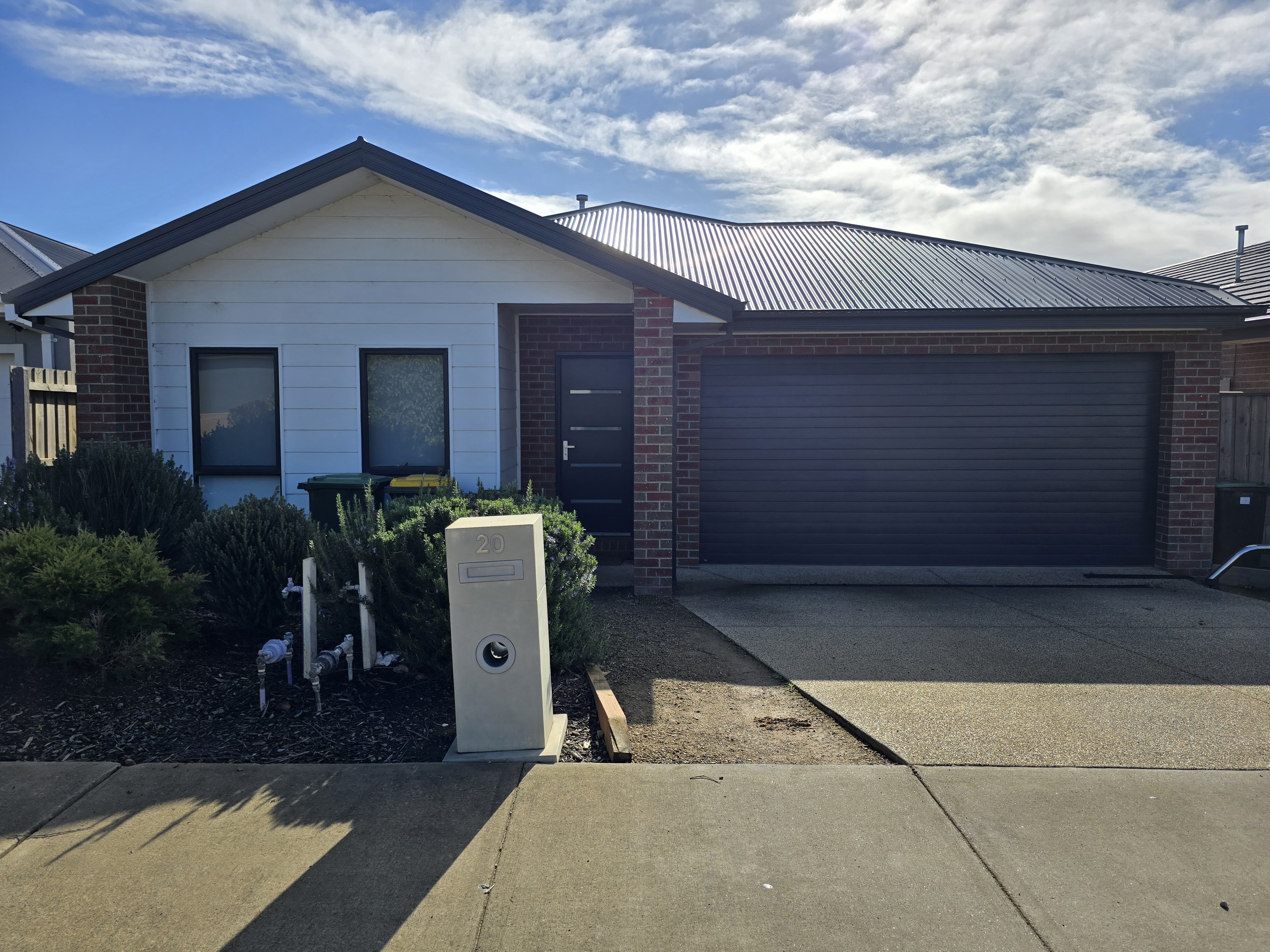 Listing image for 20 Otago Street, MOUNT DUNEED  VIC  3217