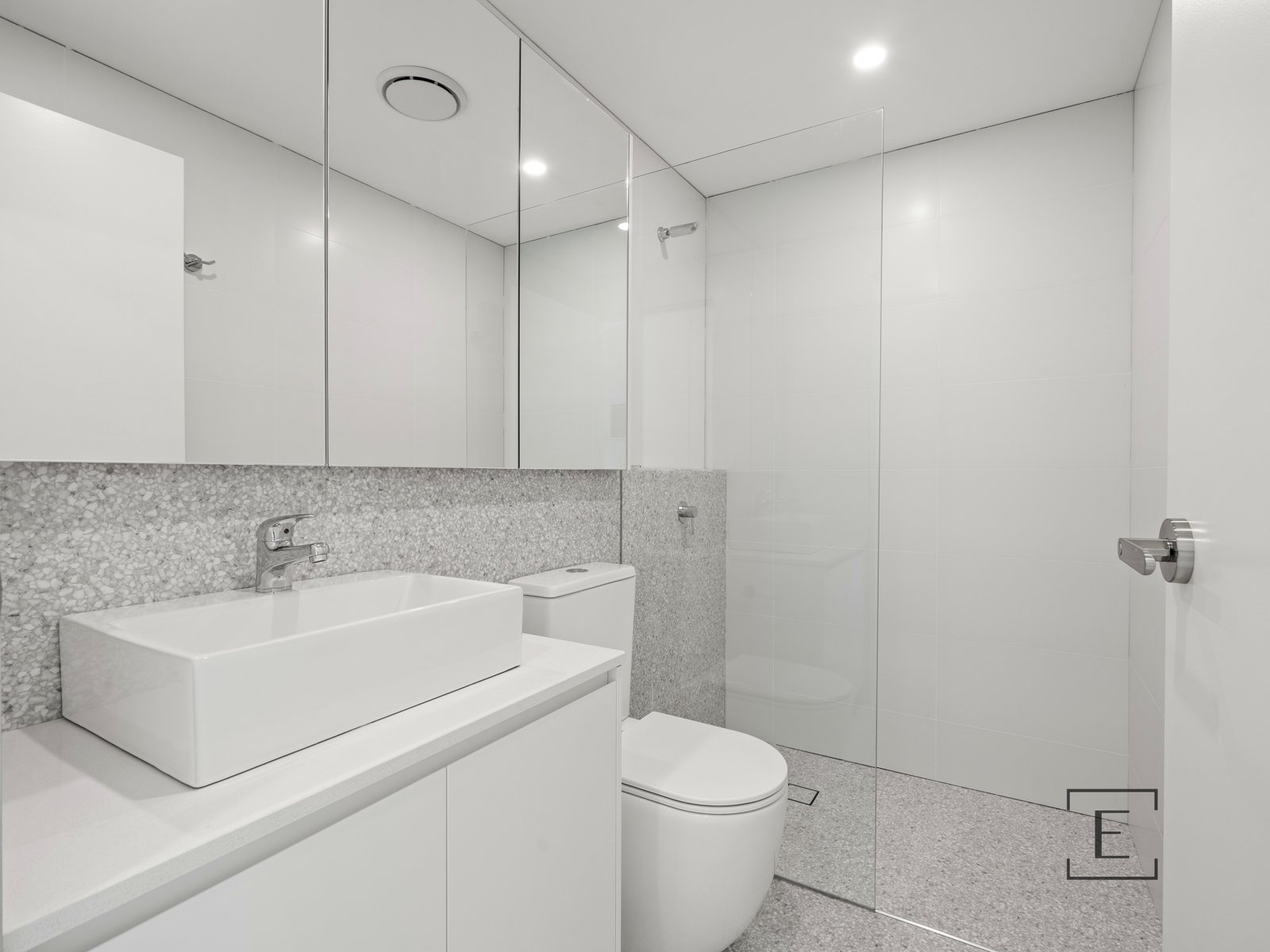 28 / 6 Gladys Avenue, Frenchs Forest