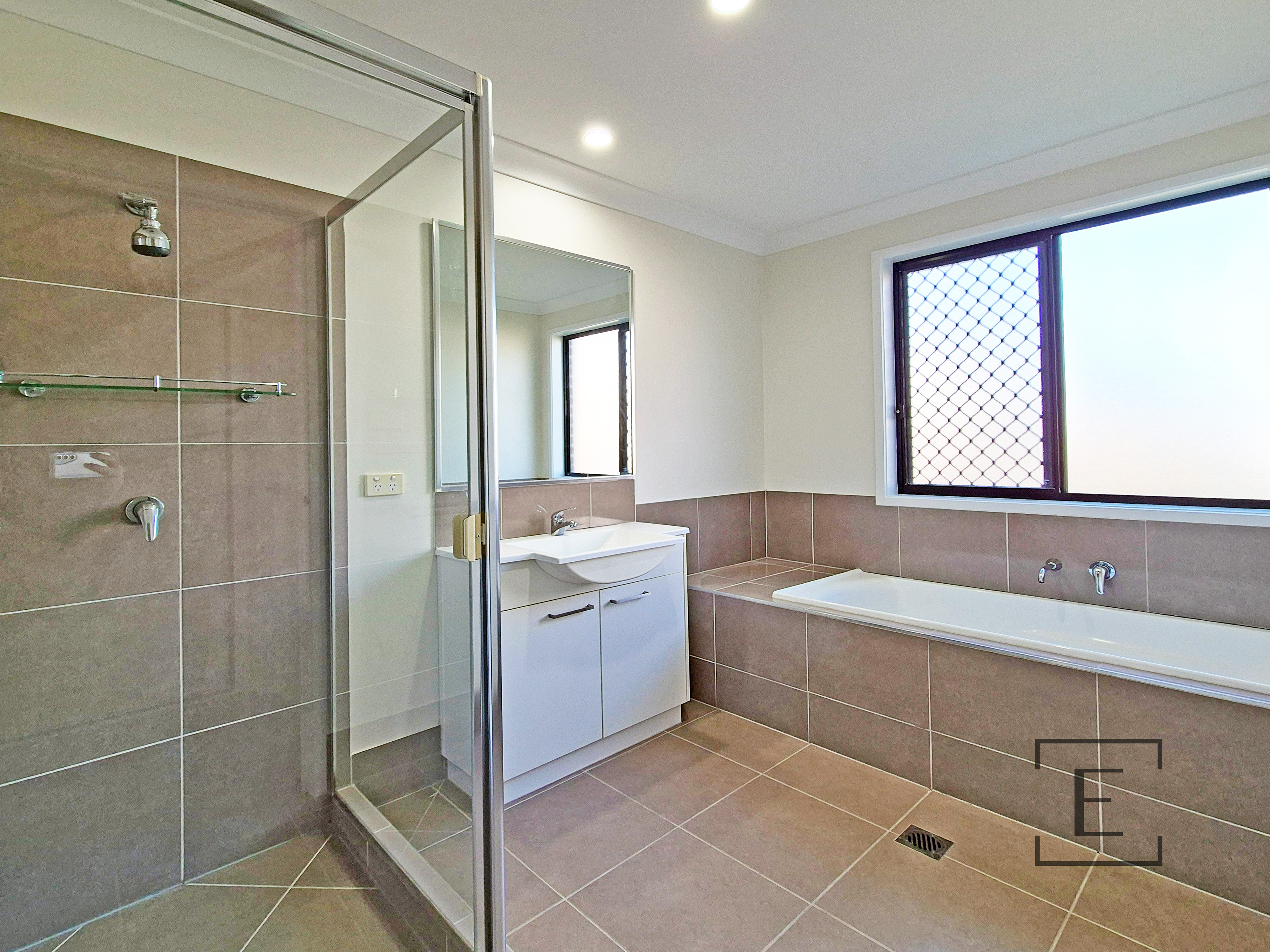 6 Ascot Drive, Currans Hill