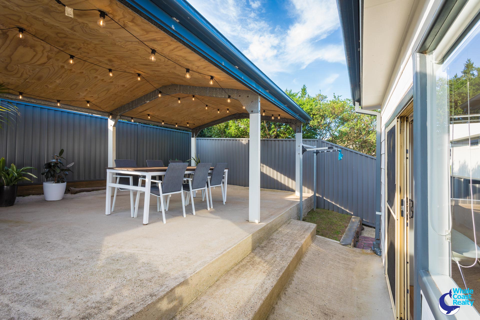 16 Collins Crescent, Narooma