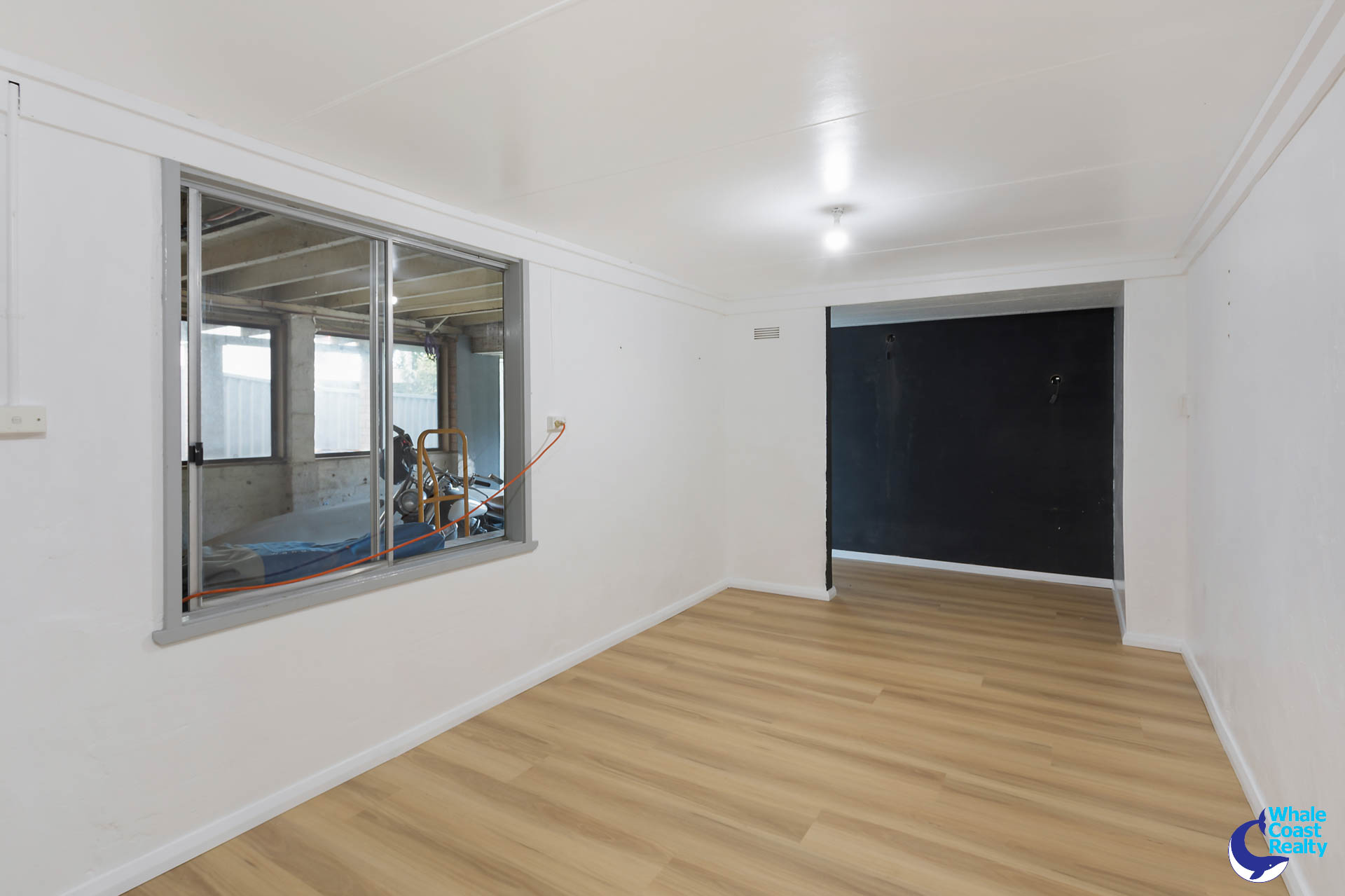 16 Collins Crescent, Narooma