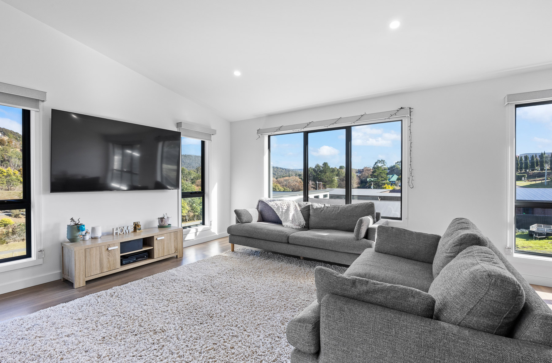 15 Longvista Road, Blackstone Heights