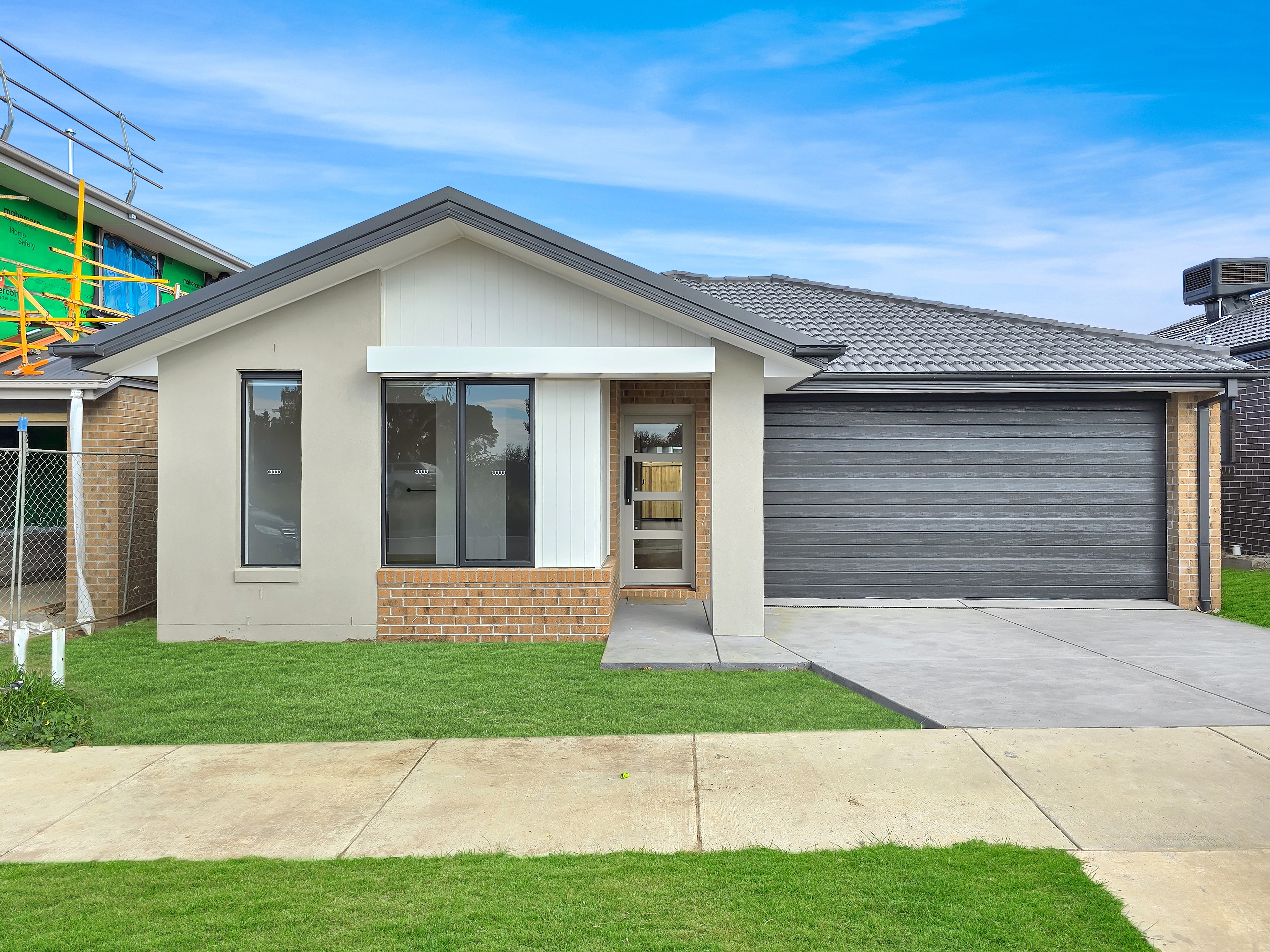 Listing image for 49 Munro Drive, CHARLEMONT  VIC  3217