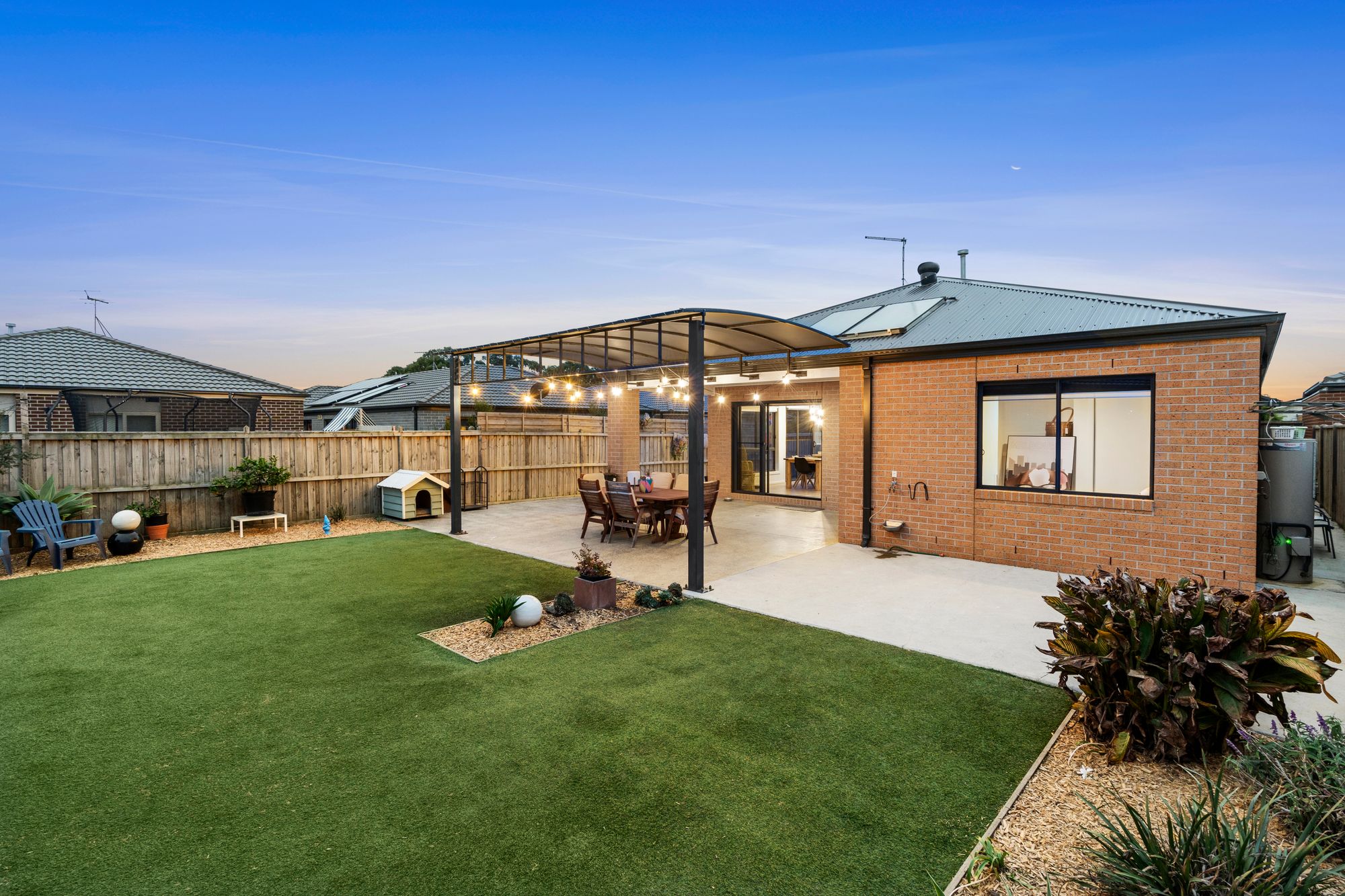 Listing image for 6 Sandor Terrace, CHARLEMONT  VIC  3217
