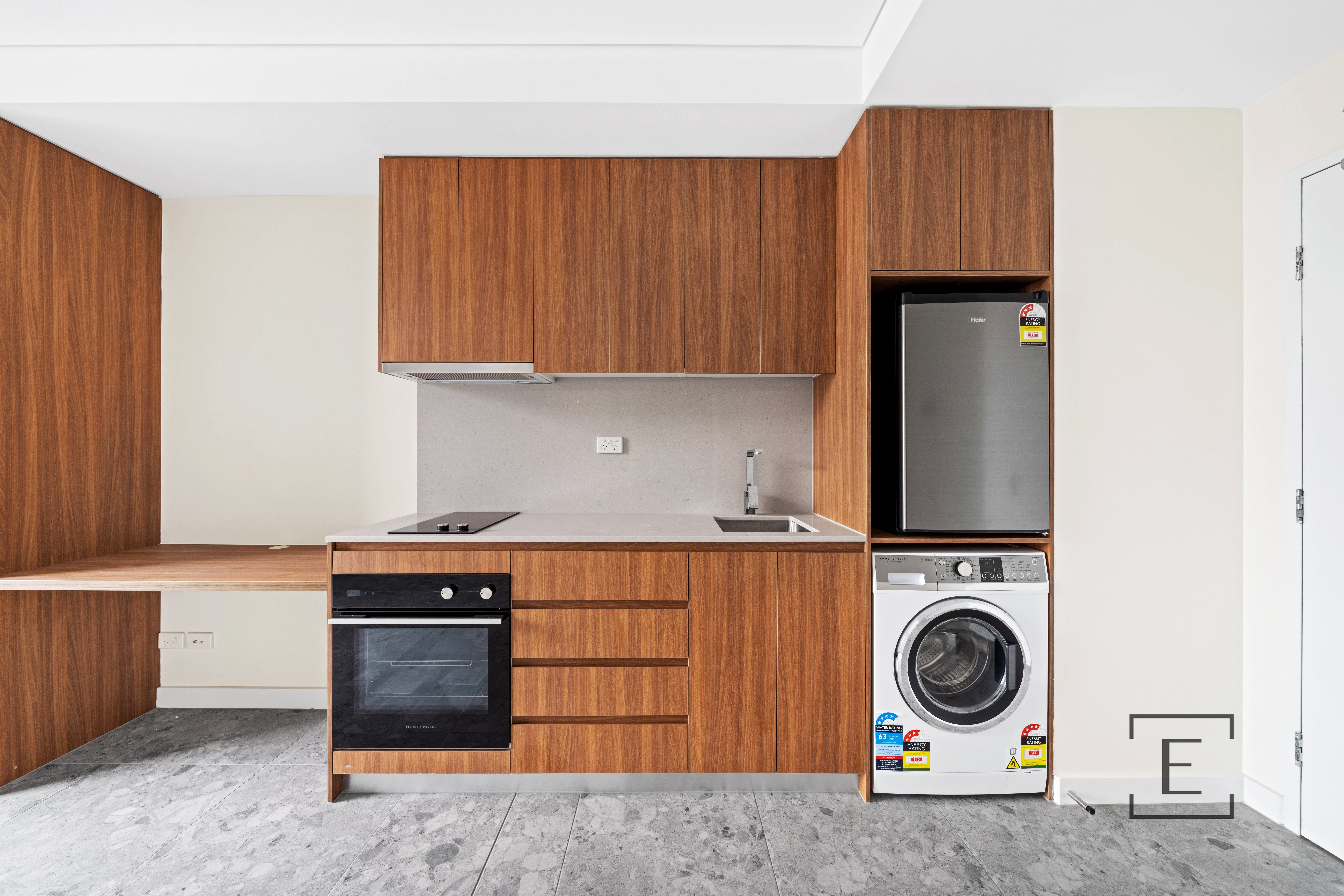 13 / 2 Petty Avenue, Yagoona