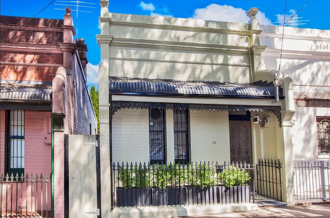 2A Yaralla Street, Newtown