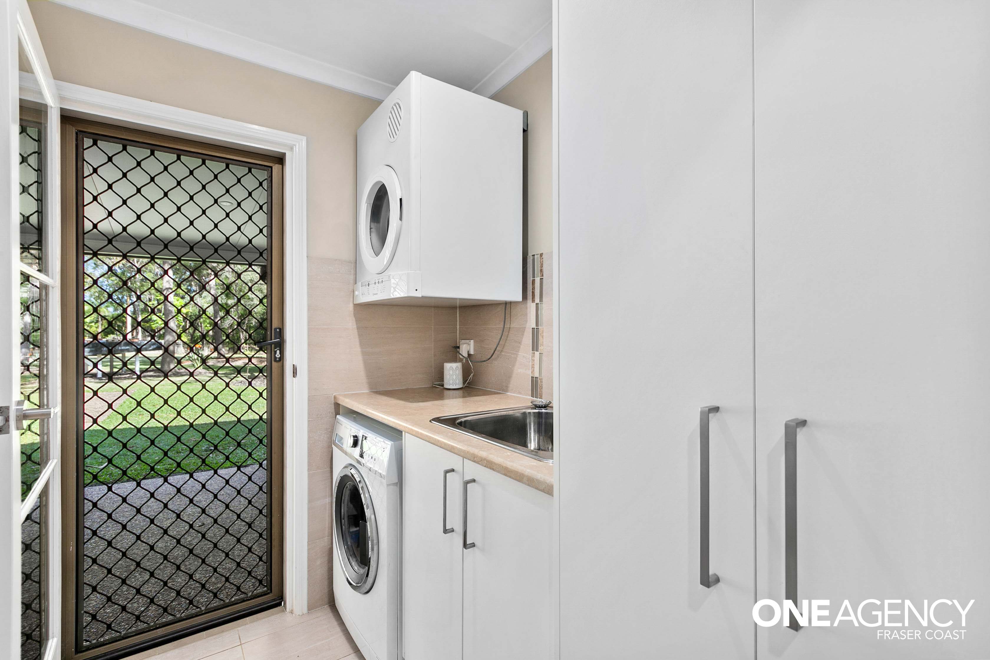 63 Dundowran Road, Walligan
