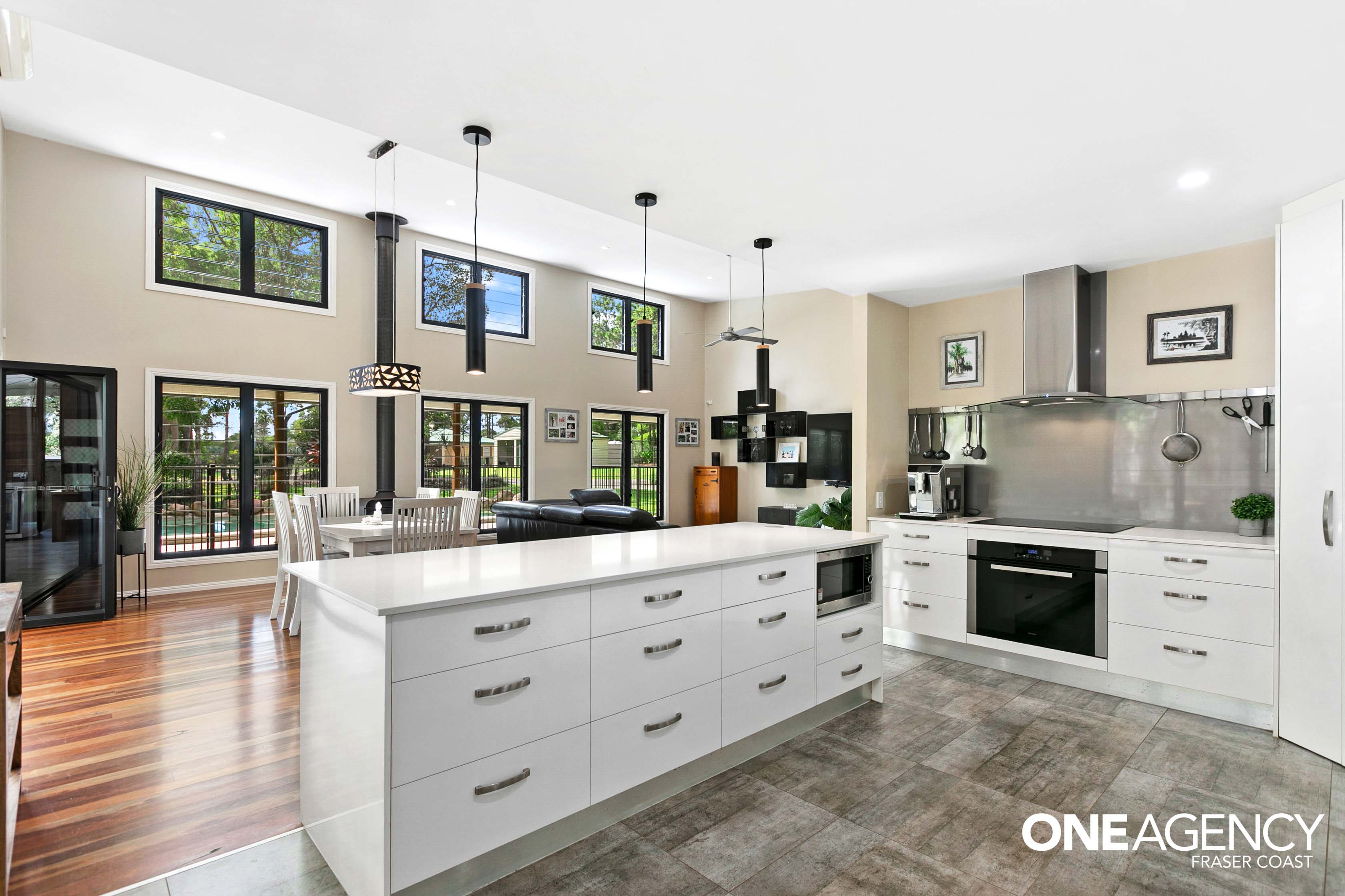 63 Dundowran Road, Walligan