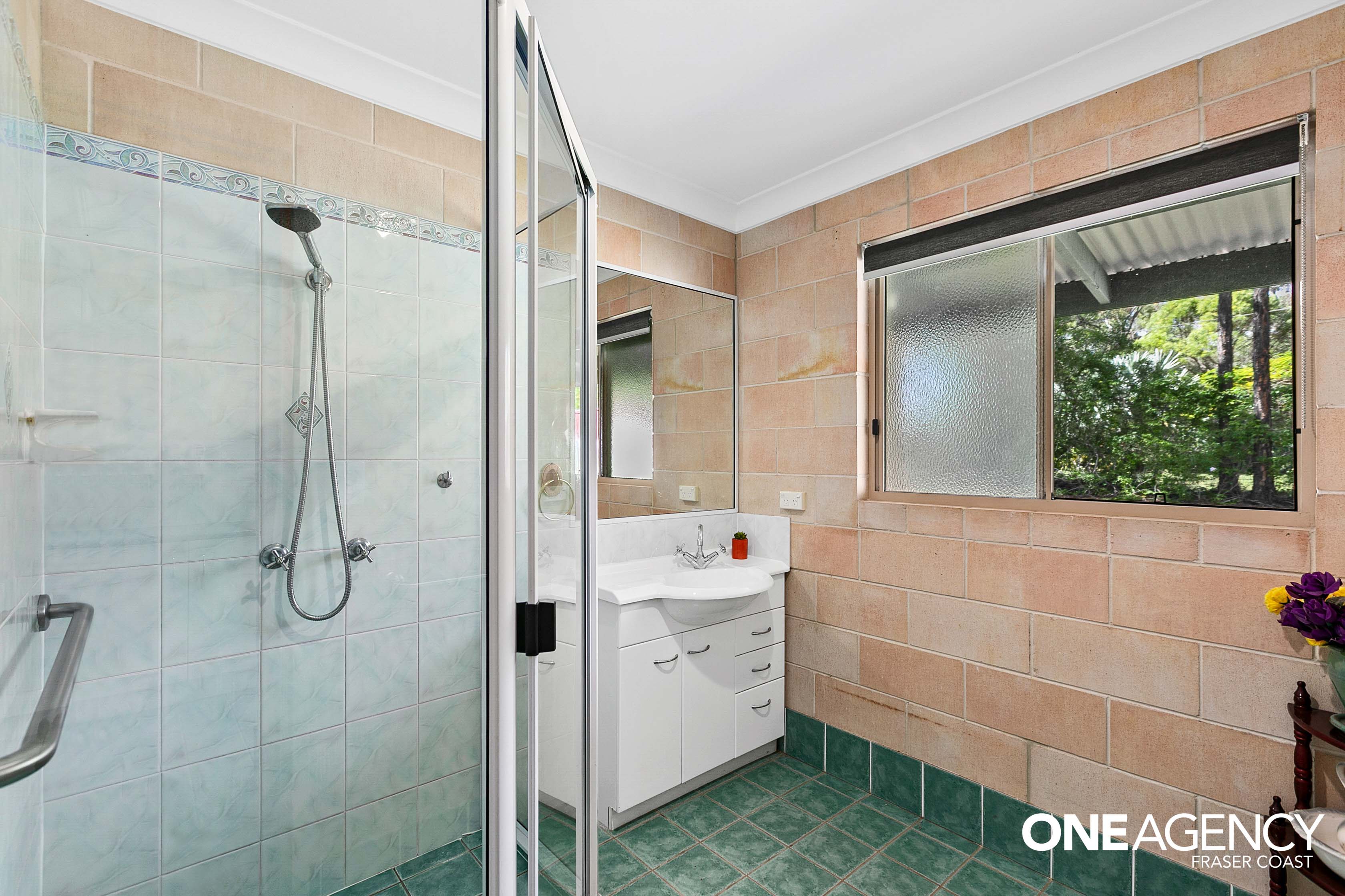 63 Dundowran Road, Walligan