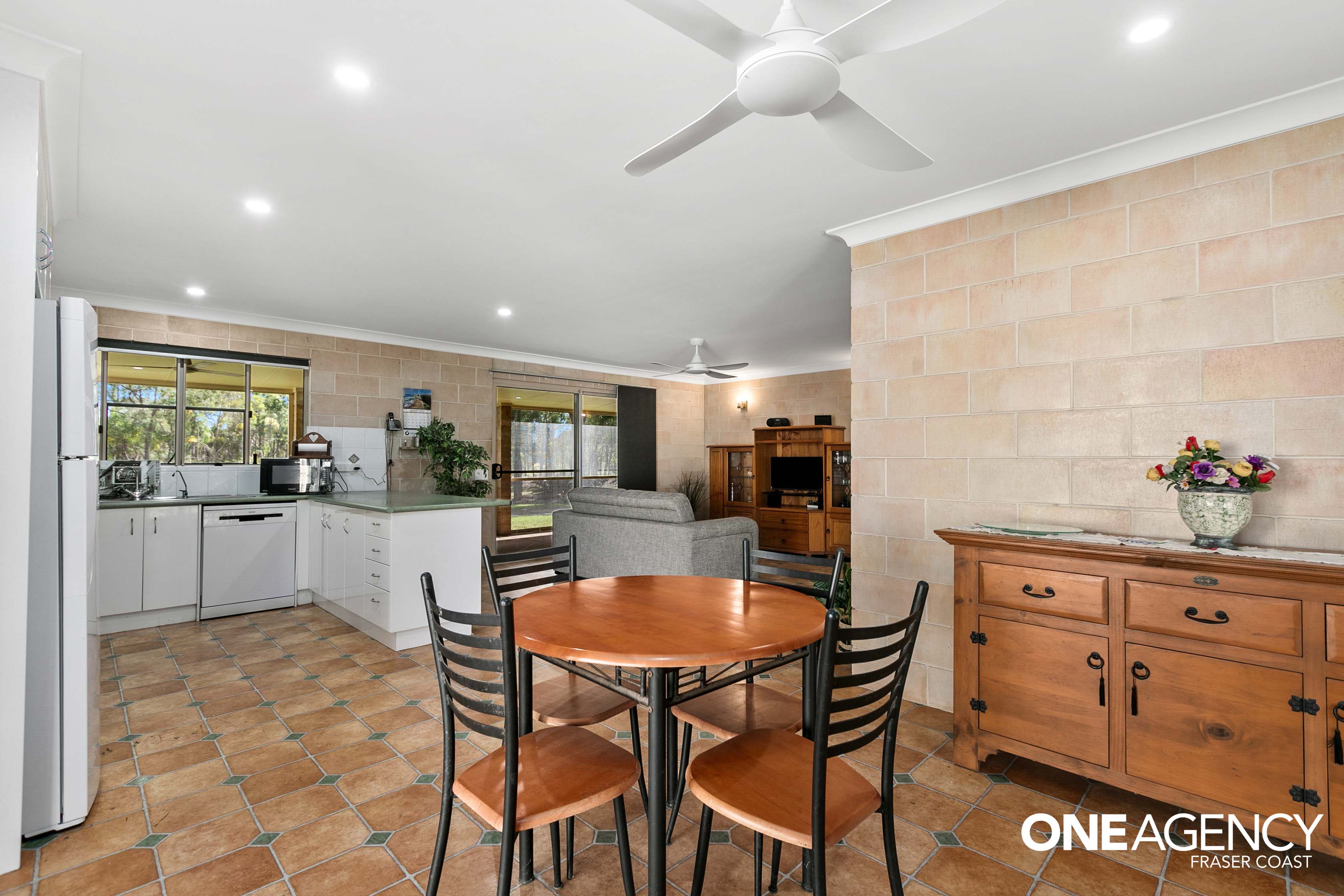 63 Dundowran Road, Walligan