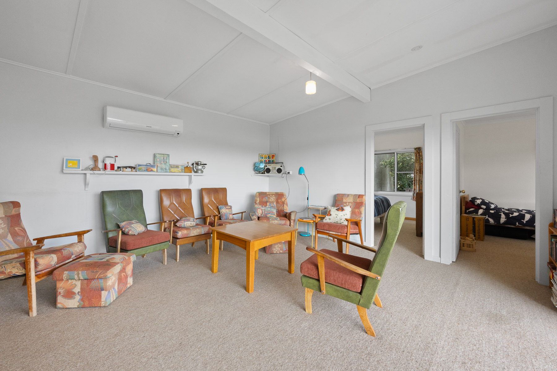 89 Sunset Boulevard, Clarence Point