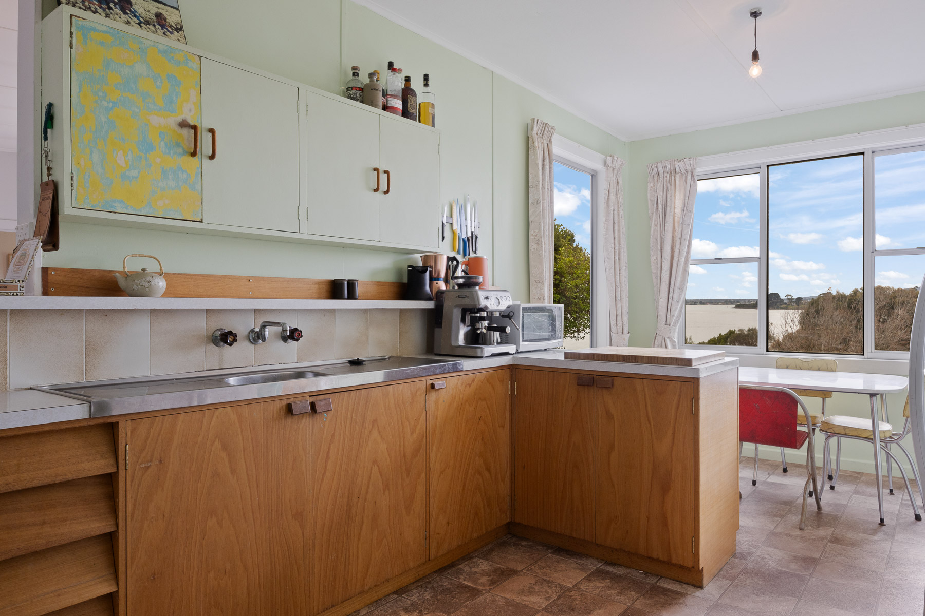 89 Sunset Boulevard, Clarence Point