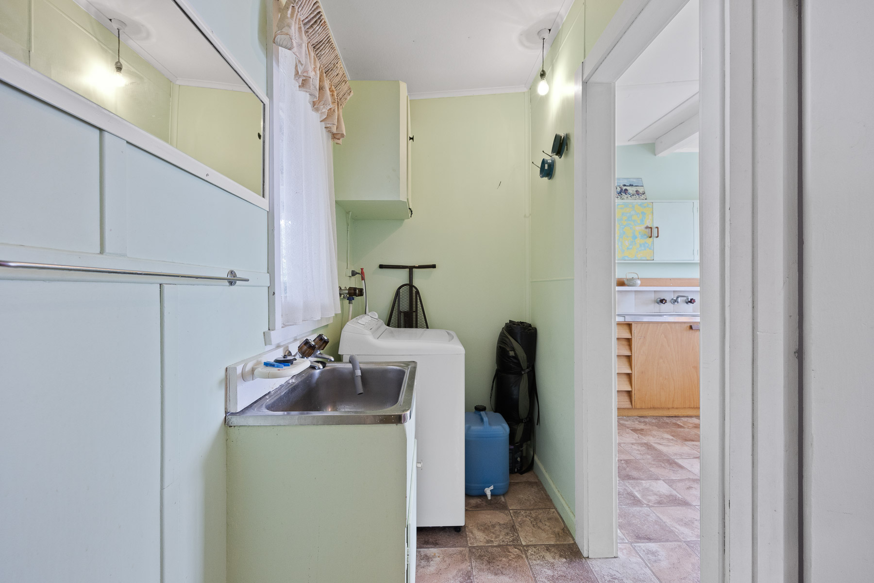 89 Sunset Boulevard, Clarence Point