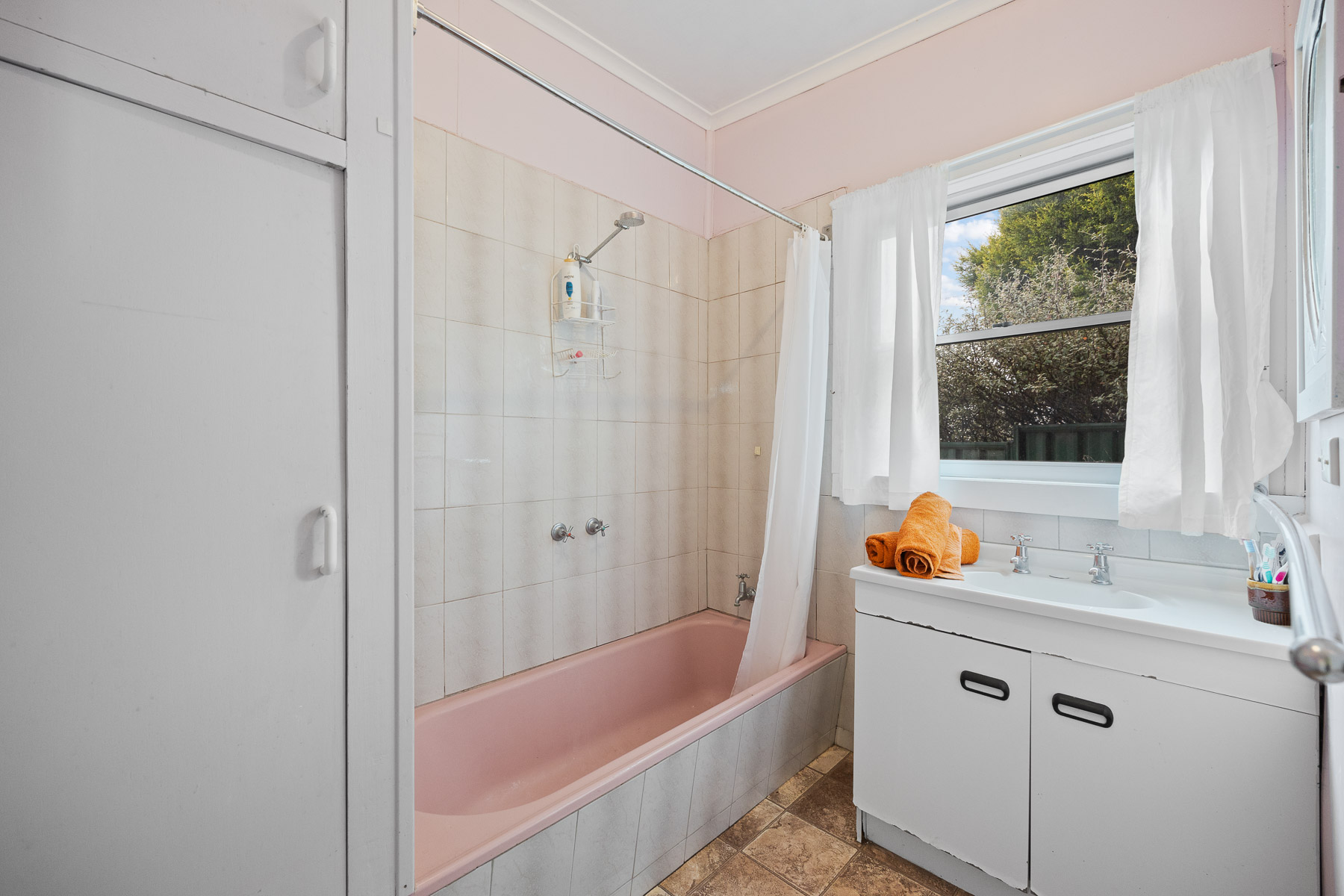 89 Sunset Boulevard, Clarence Point