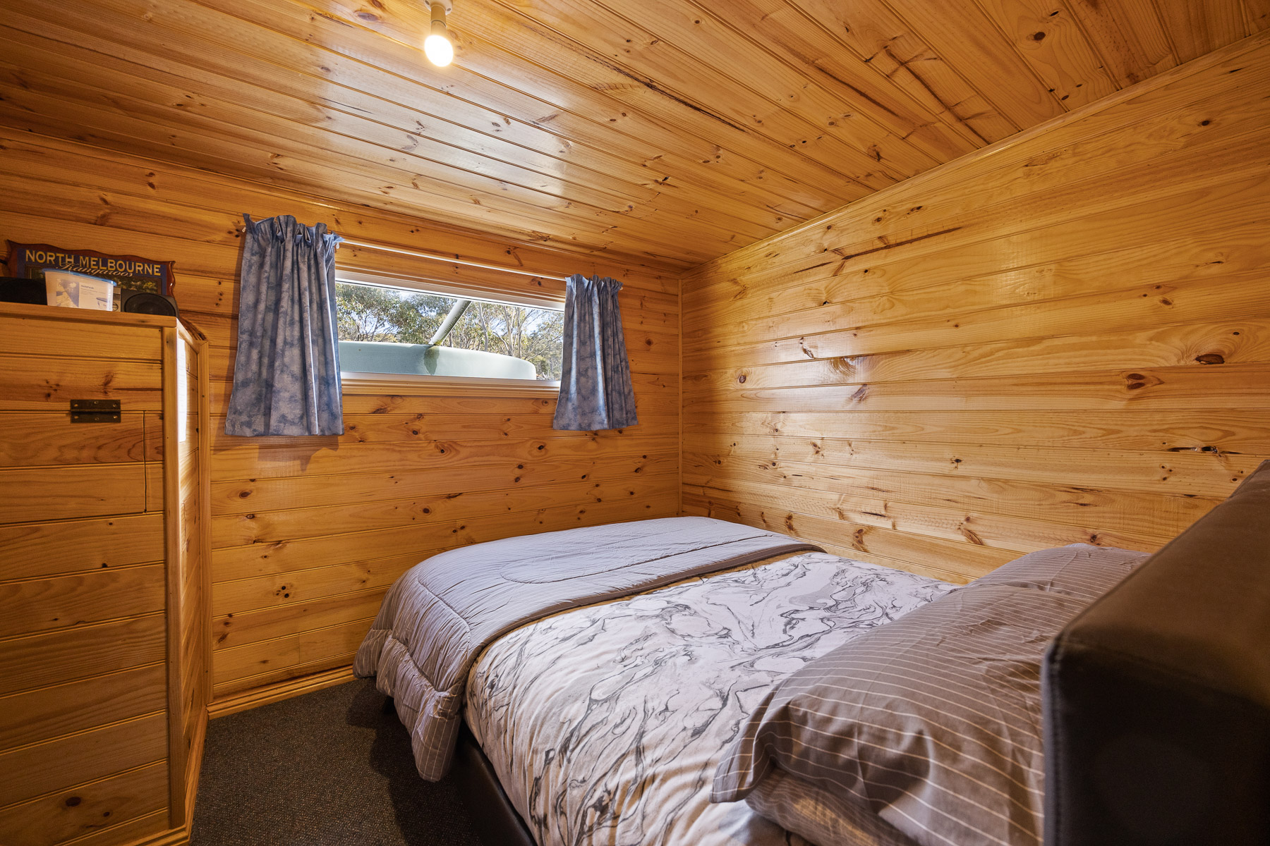 33 Flintstone Drive, Flintstone