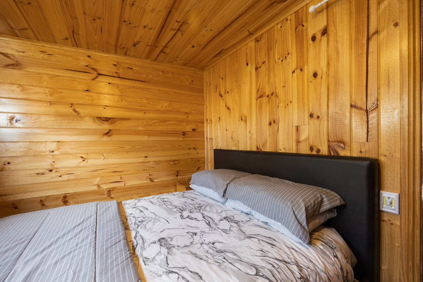 33 Flintstone Drive, Flintstone