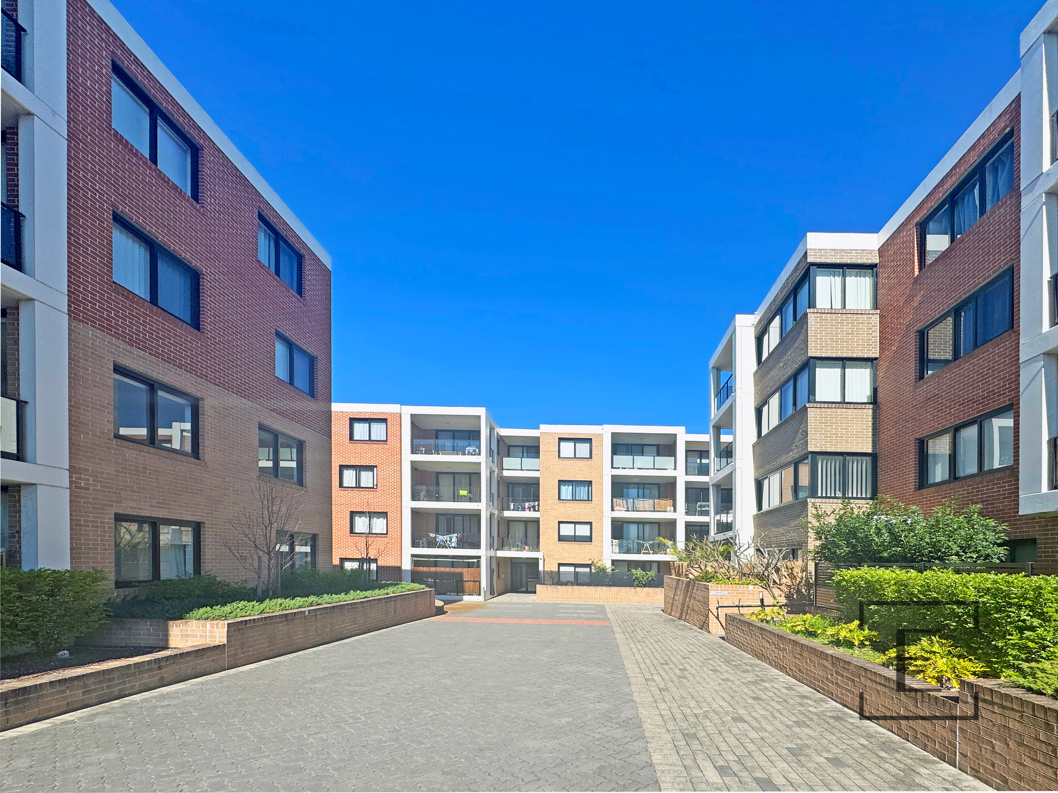 213 / 351C Hume Highway, Bankstown