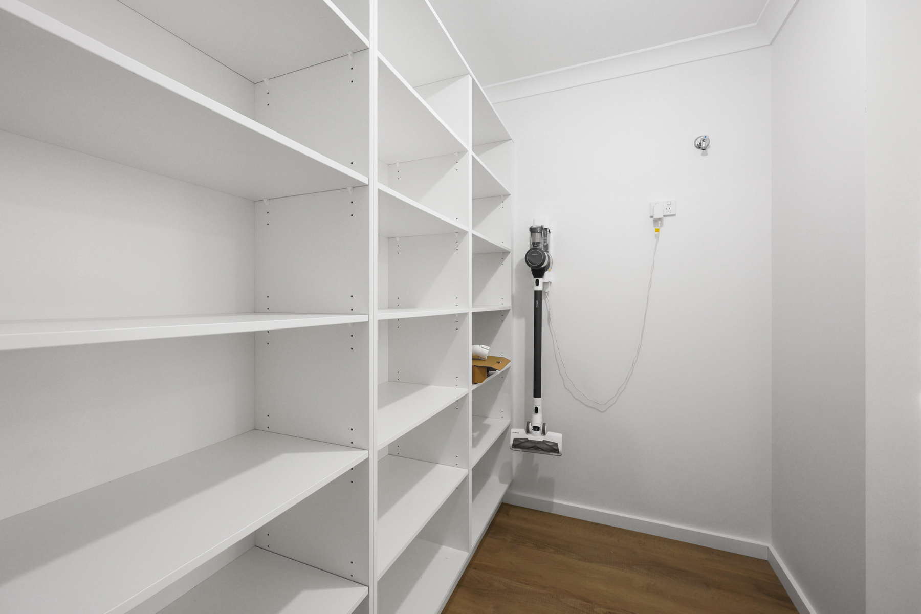 5 Burnett Street, George Town