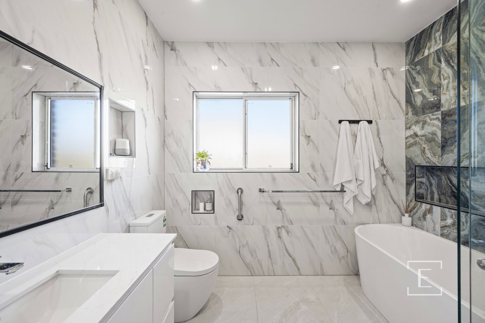 28 Dalbertis Street, Abbotsbury