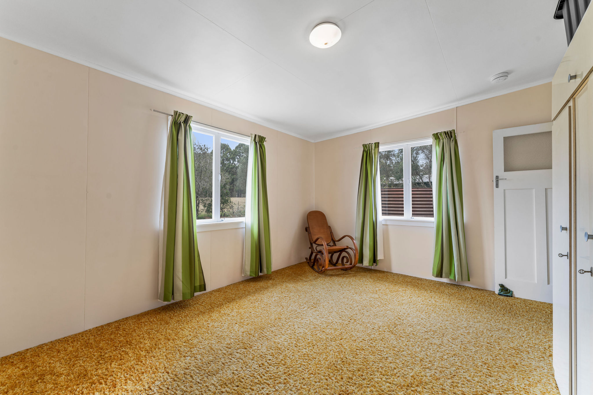 24 Pozieres Street, Tumoulin