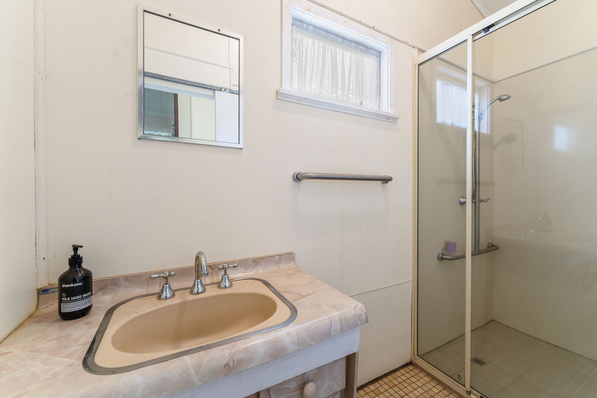 24 Pozieres Street, Tumoulin