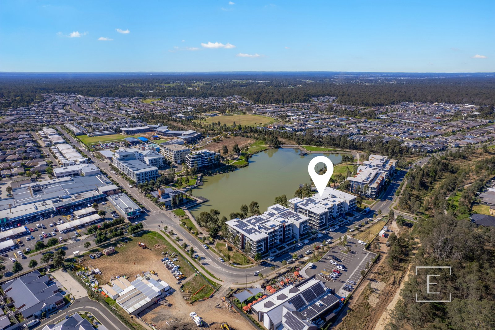 76 Lakeside Parade, Jordan Springs