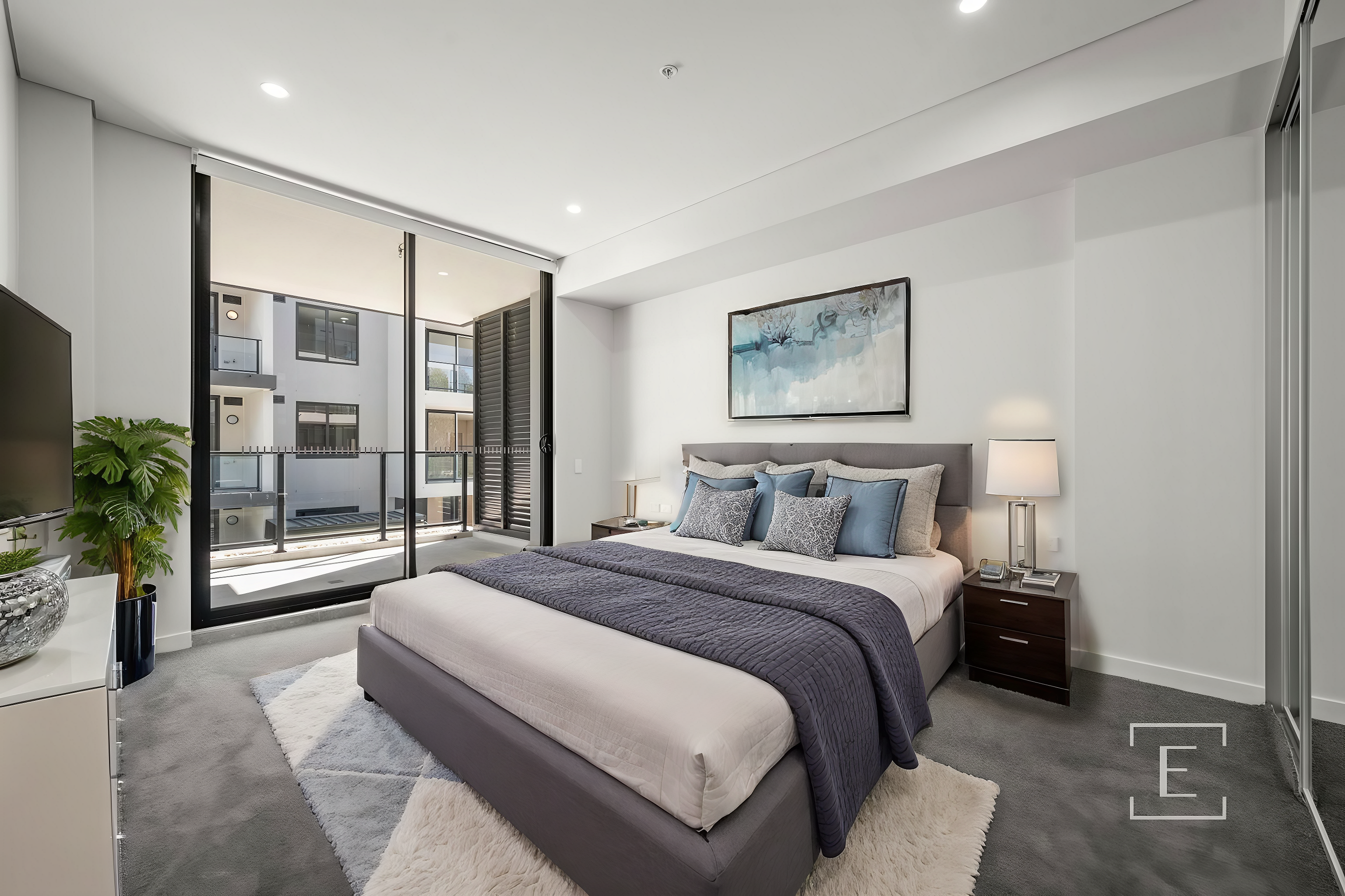 76 Lakeside Parade, Jordan Springs