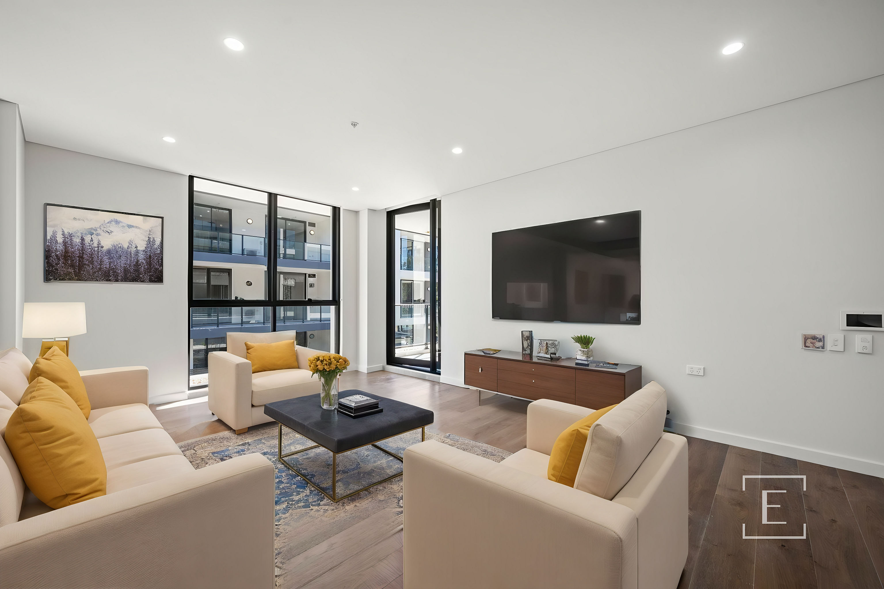 76 Lakeside Parade, Jordan Springs