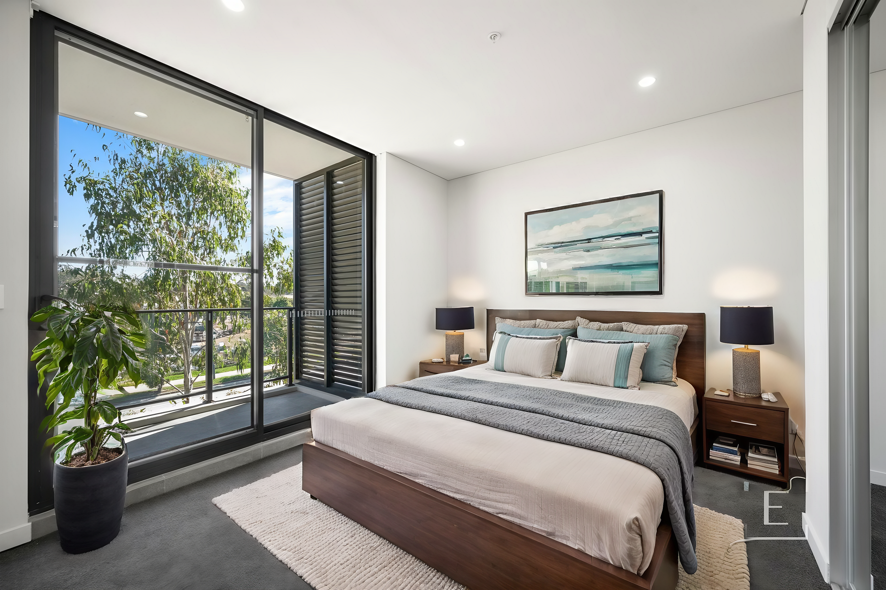 76 Lakeside Parade, Jordan Springs